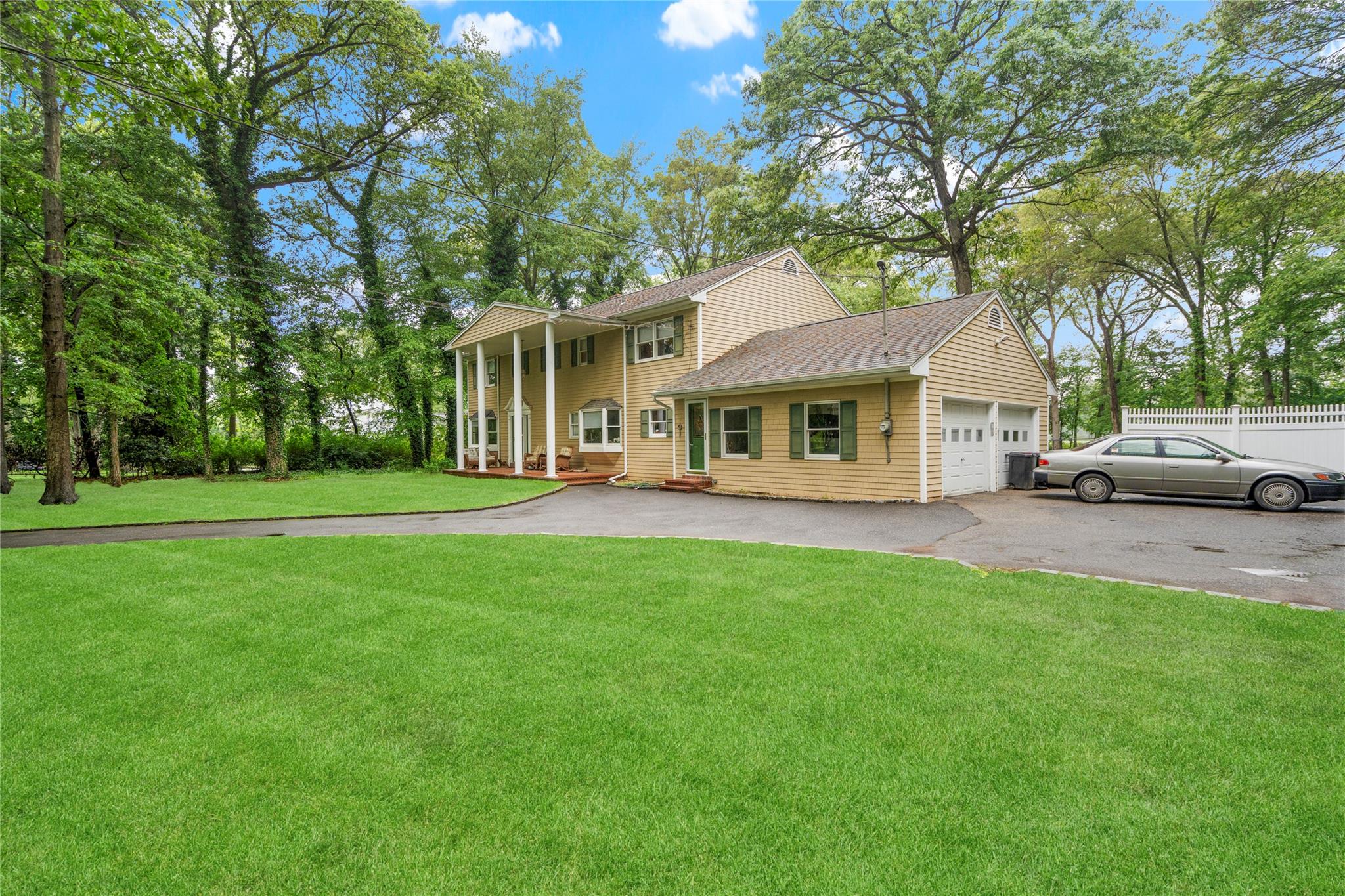 #4 photo, 5 Linda Court, ナッソー郡 Oyster Bay , NY 11771