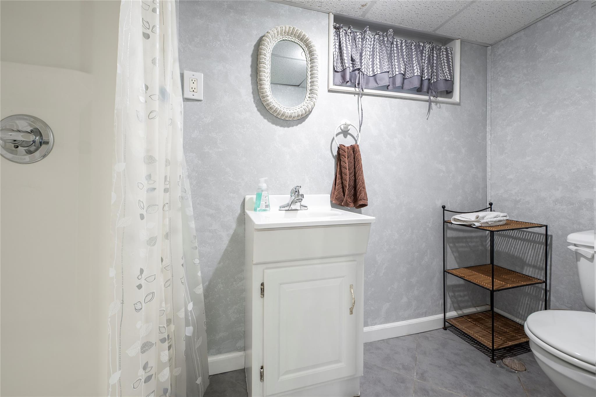 #15 photo, 34-42 88th Street, クイーンズ区 Jackson Heights , NY 11372