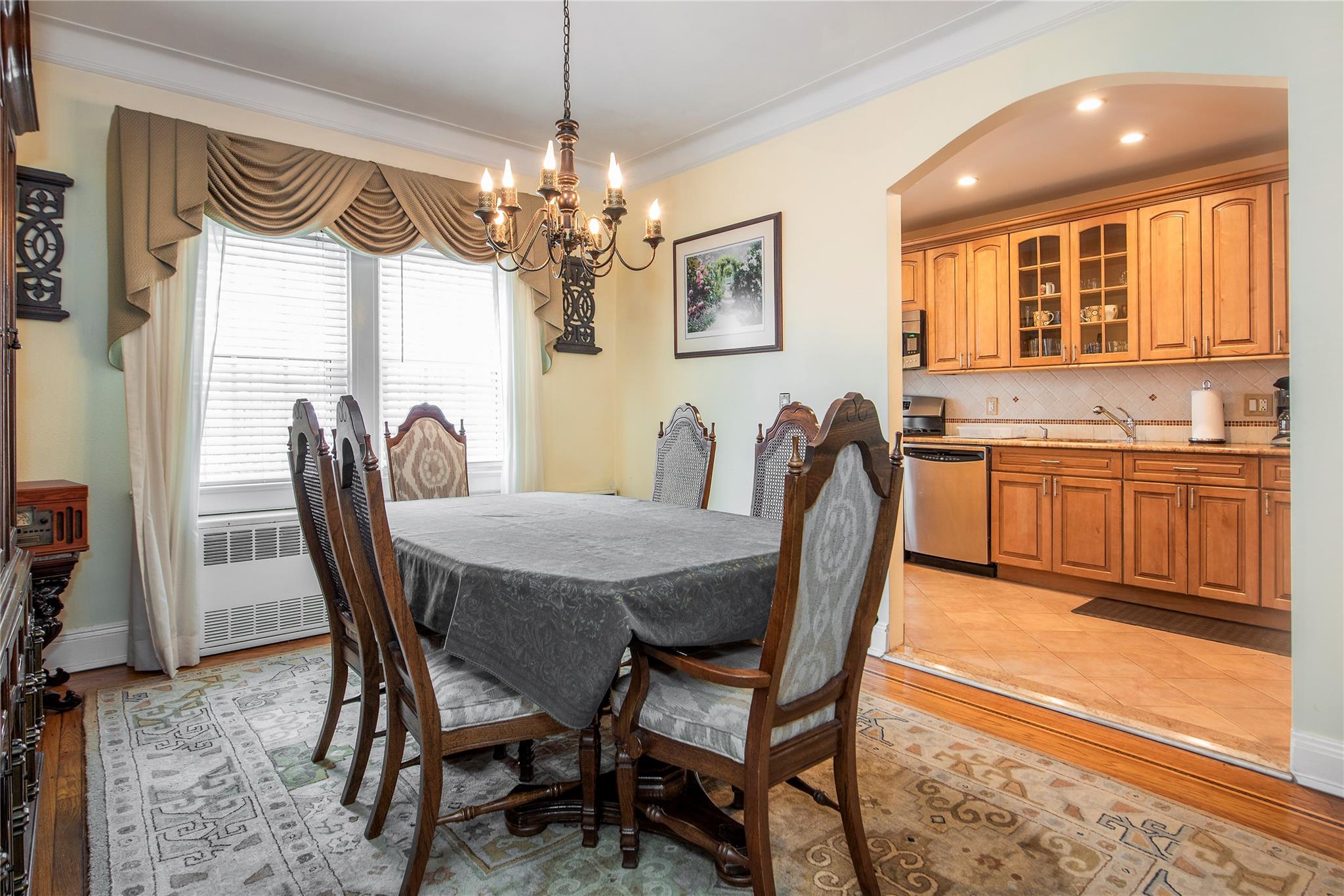 #3 photo, 34-42 88th Street, クイーンズ区 Jackson Heights , NY 11372