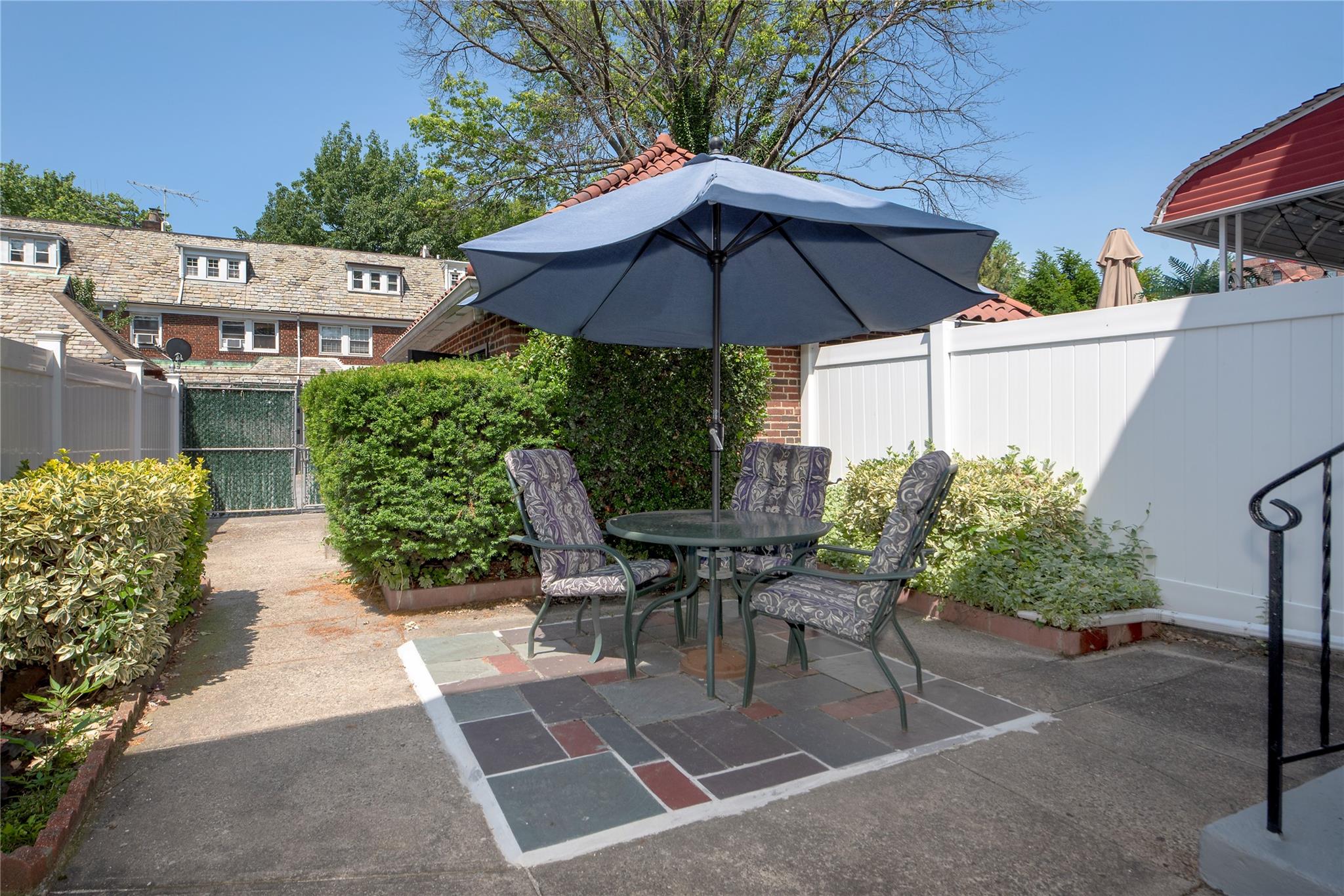 #6 photo, 34-42 88th Street, クイーンズ区 Jackson Heights , NY 11372