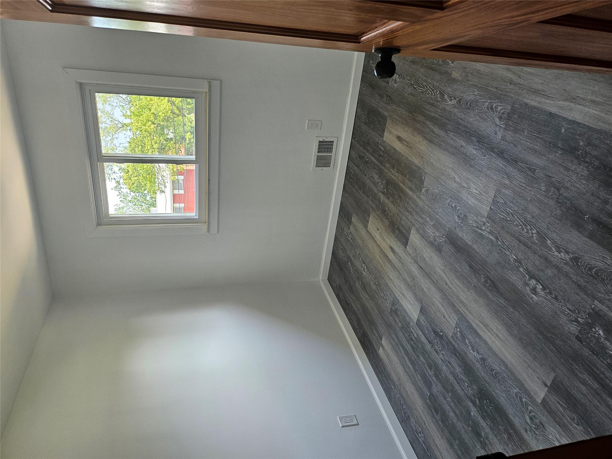 #7 photo, 141 Sheridan Street, 東長島 Brentwood , NY 11717