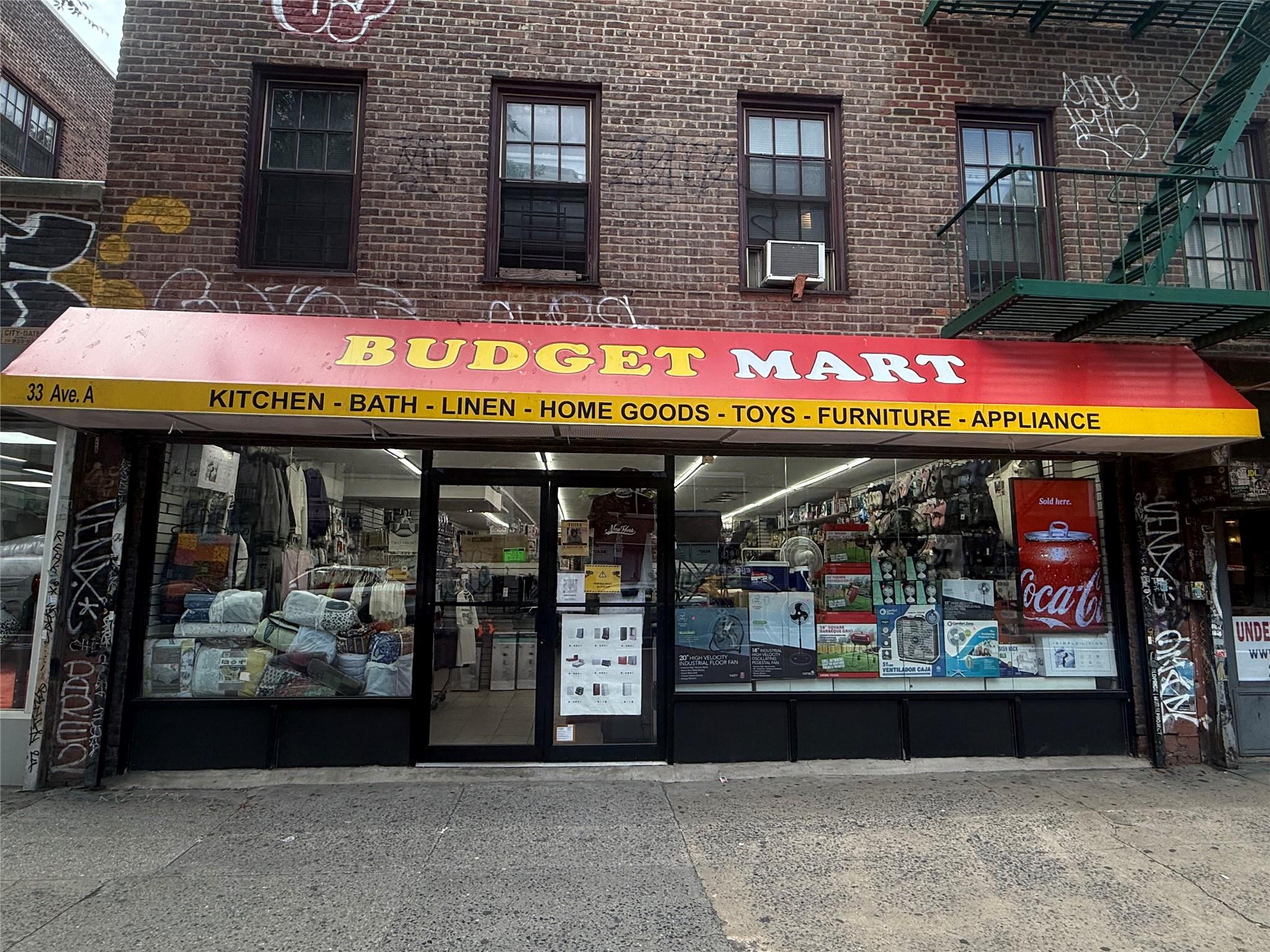 #1 photo, 33 Avenue A, New York (Manhattan) , NY 10009