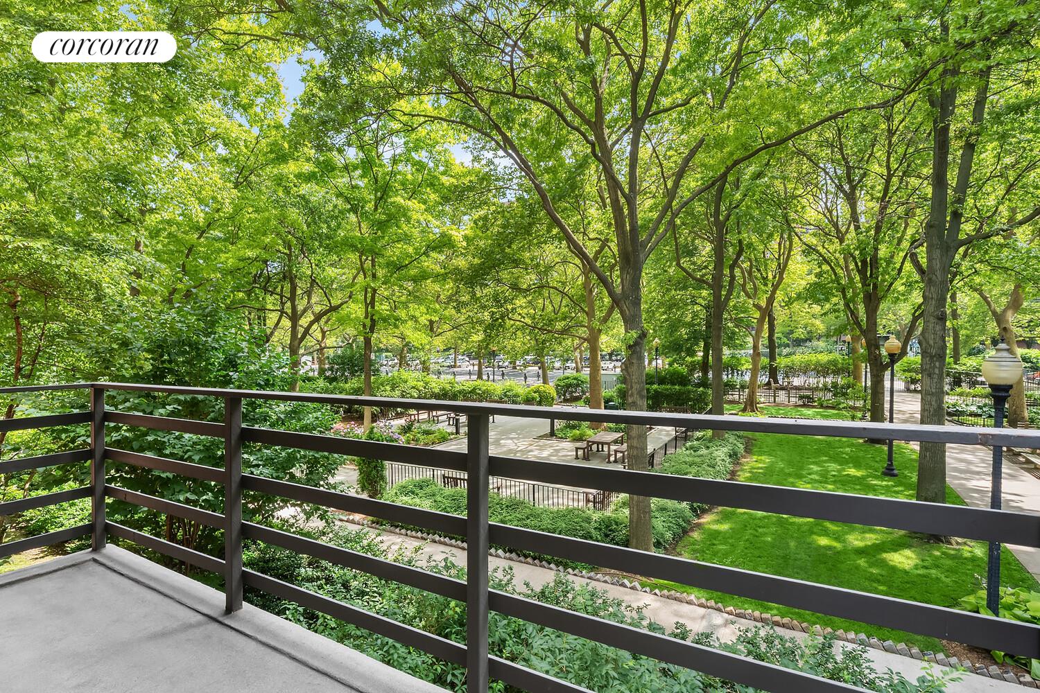 #5 photo, 400 CENTRAL Park W, マンハッタン Upper West Side , NY 10025