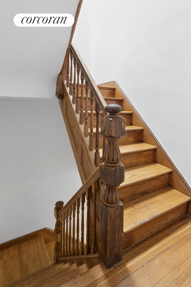 #4 photo, 64-03 102ND Street, クイーンズ区 Forest Hills , NY 11374