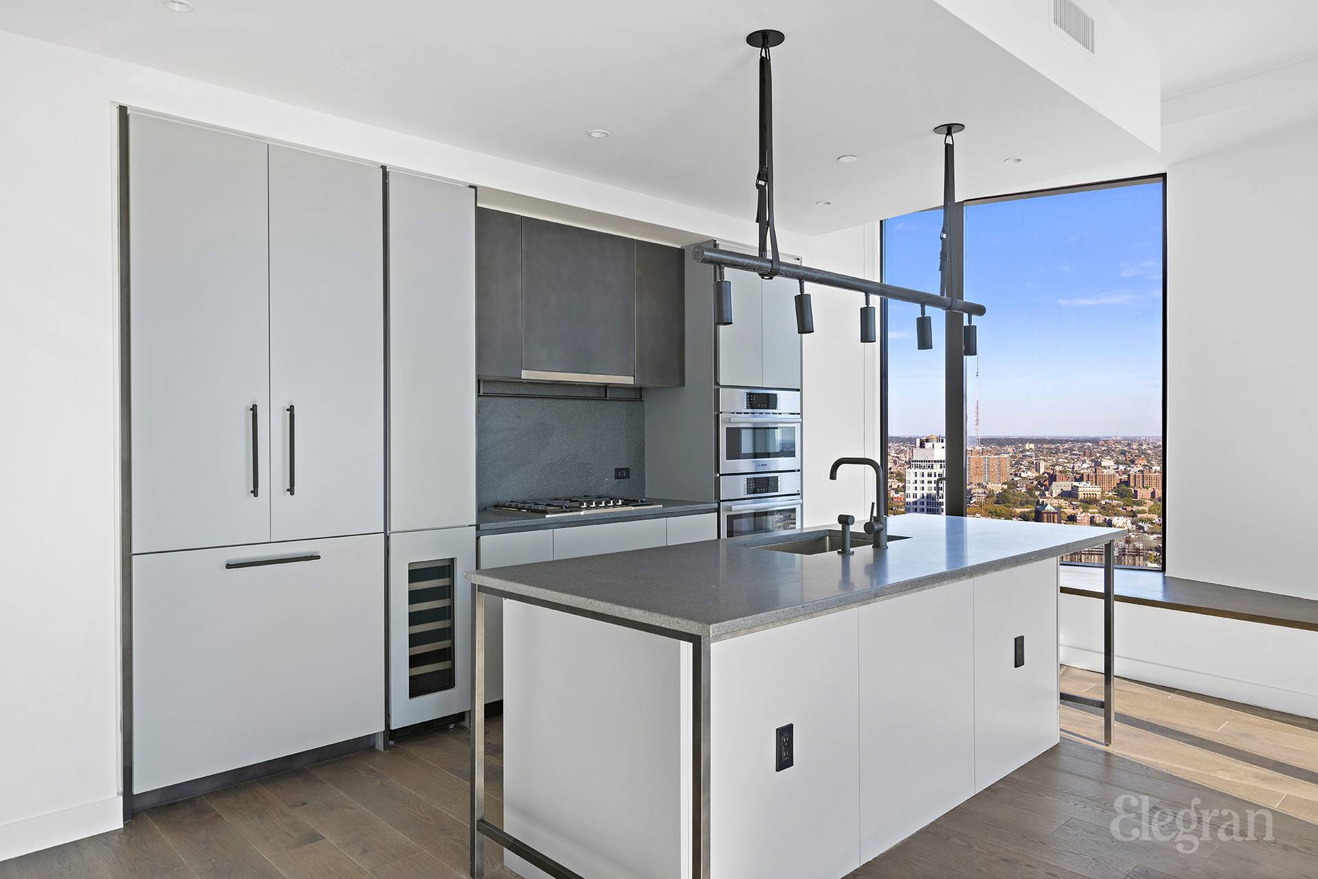 #4 photo, 11 Hoyt Street, ブルックリン区 Downtown Brooklyn , NY 11201-5832