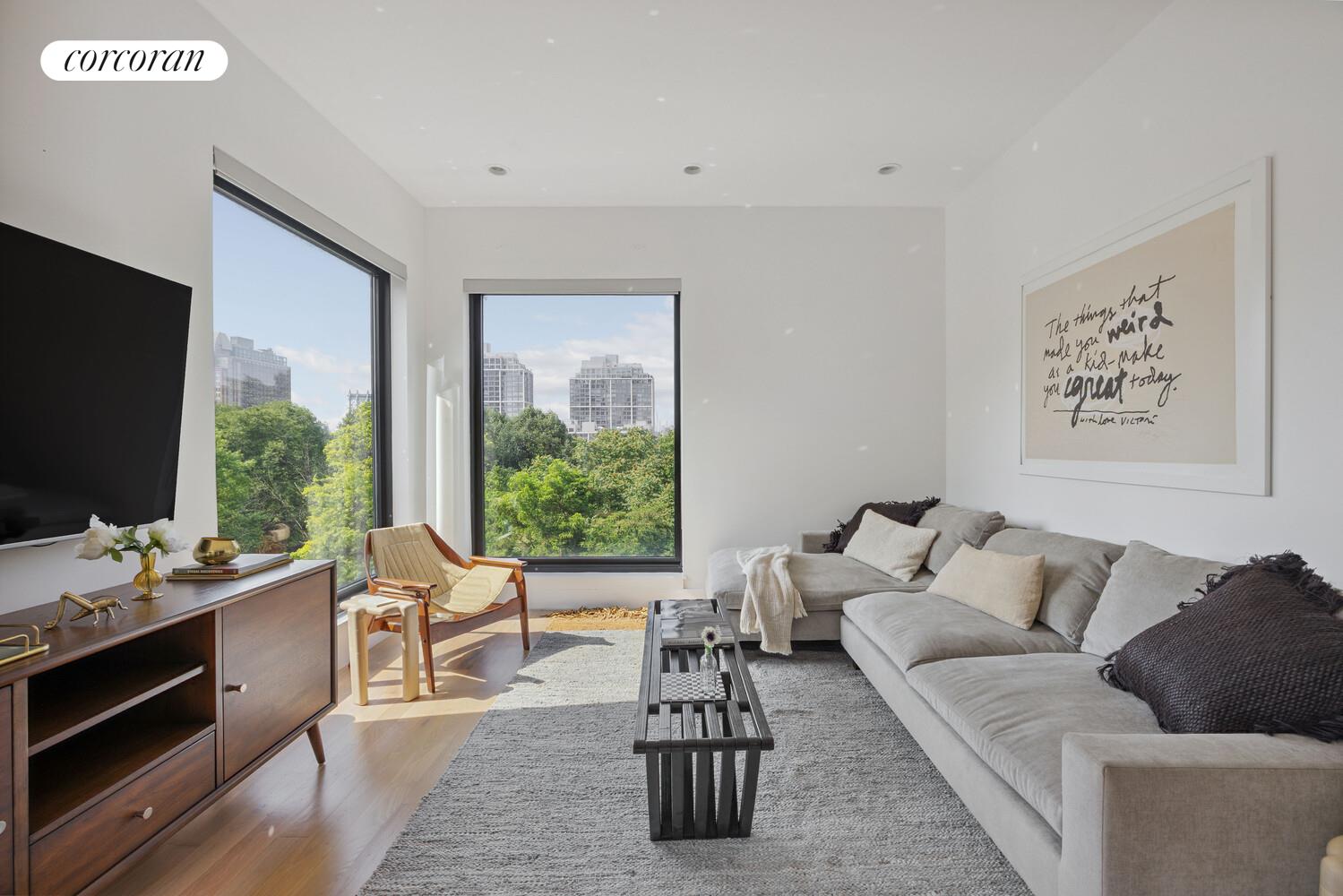 #1 photo, 187 BRIDGE Street, Downtown Brooklyn , NY 11201