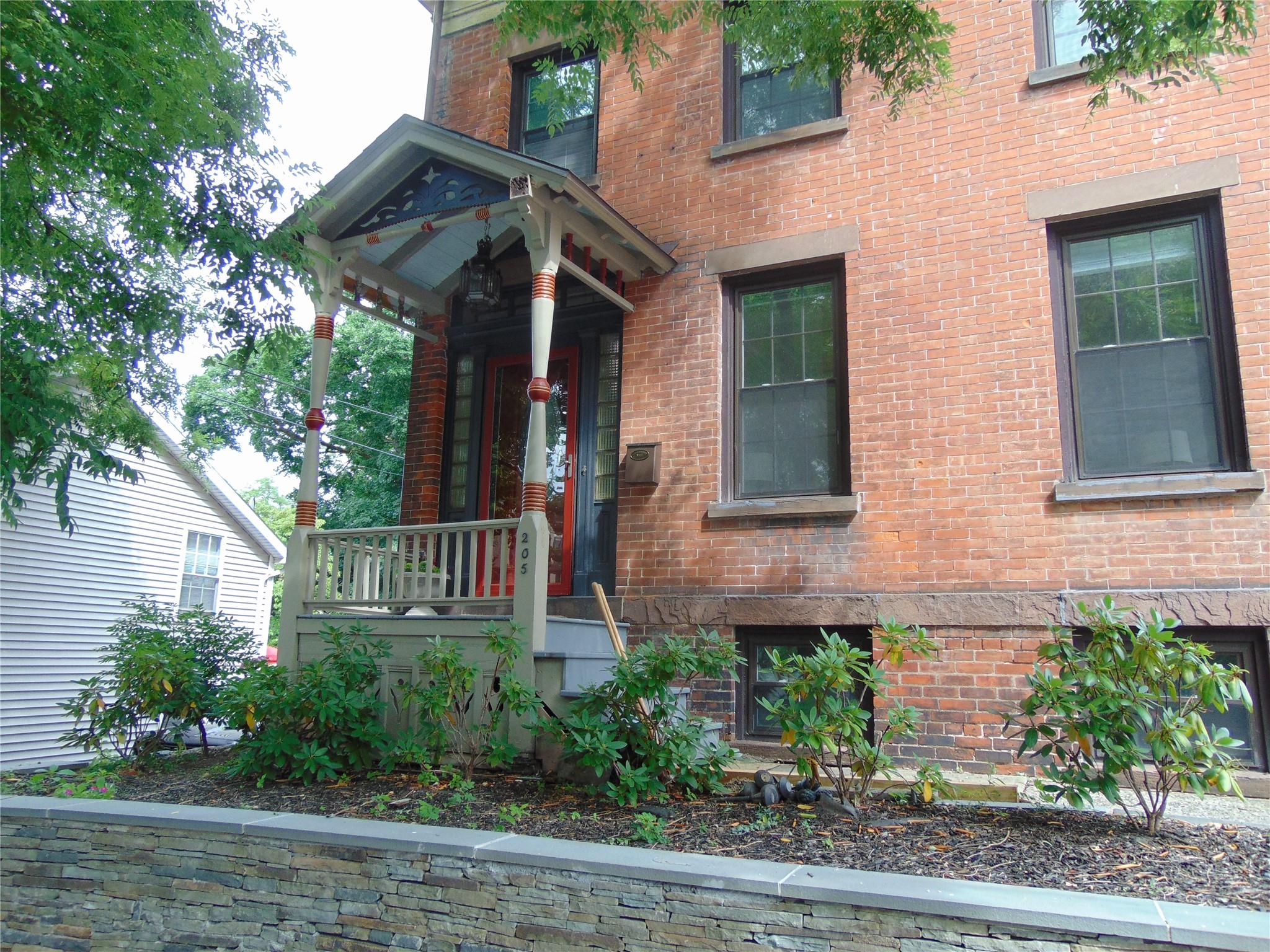 #1 photo, 205 Union Street, 紐約州 Poughkeepsie , NY 12601