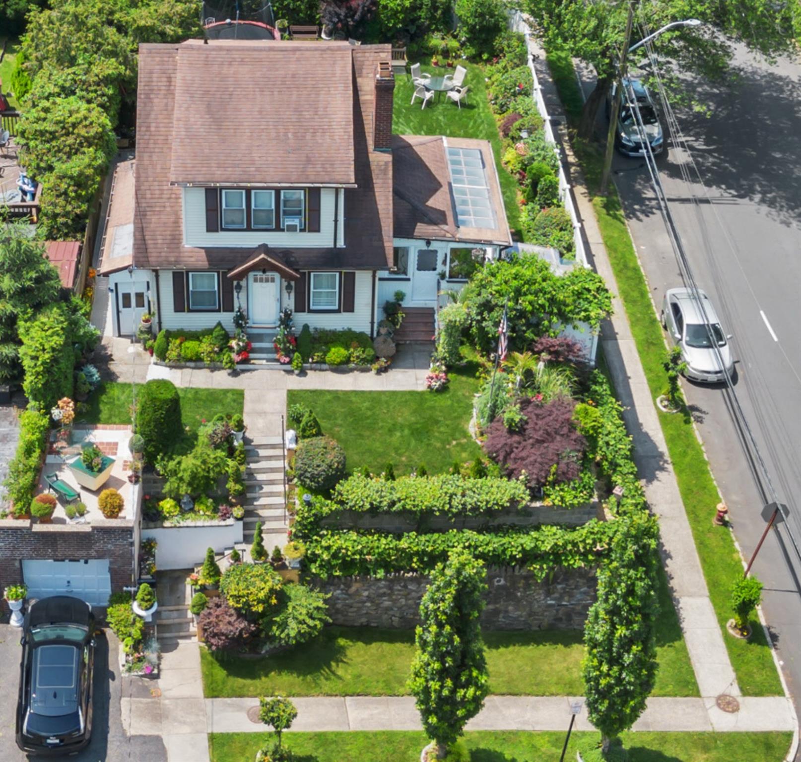 #1 photo, 194 Valentine Street, Yonkers , NY 10704