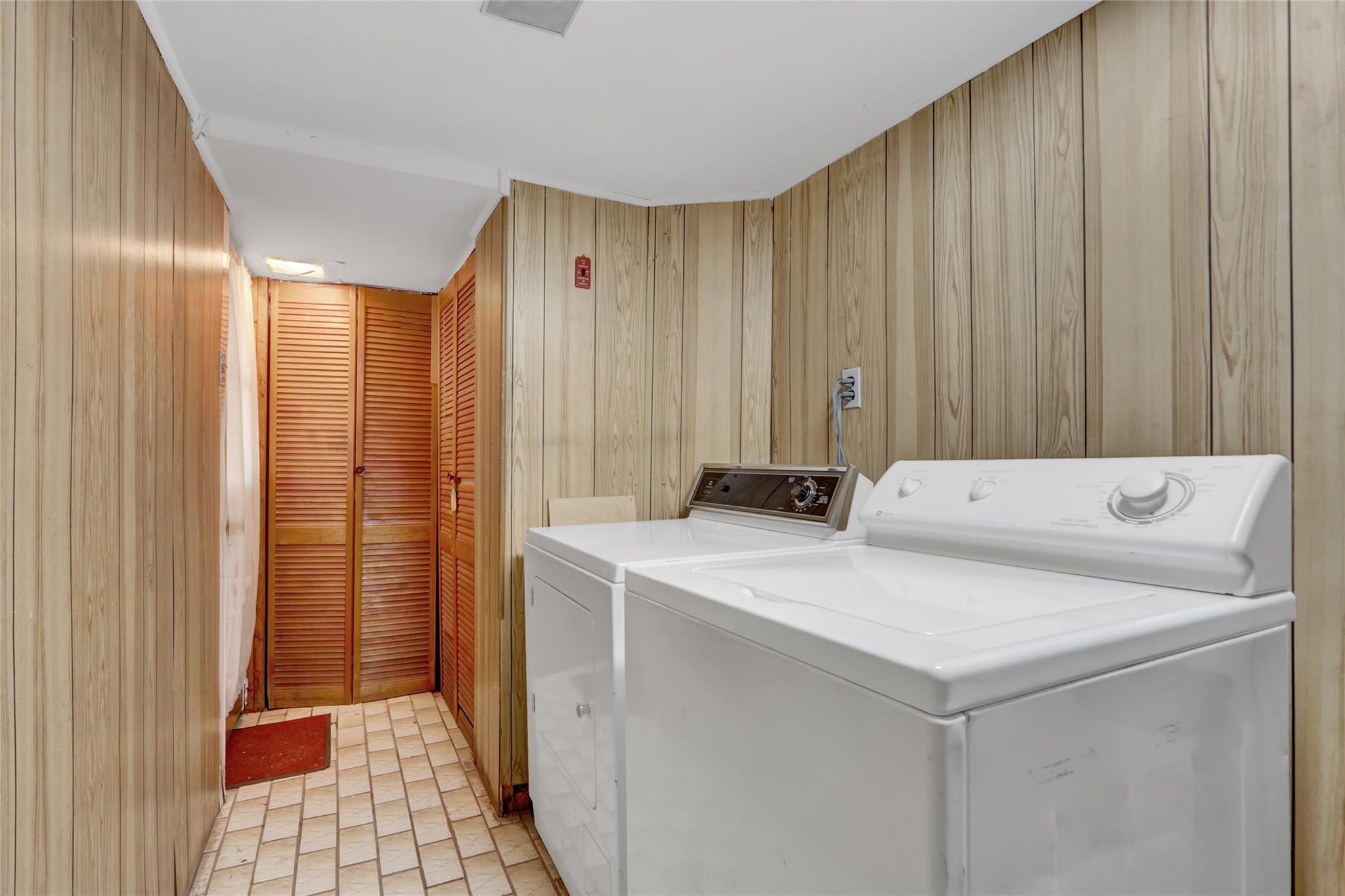 #16 photo, 25-27 76th Street, クイーンズ区 Jackson Heights , NY 11370