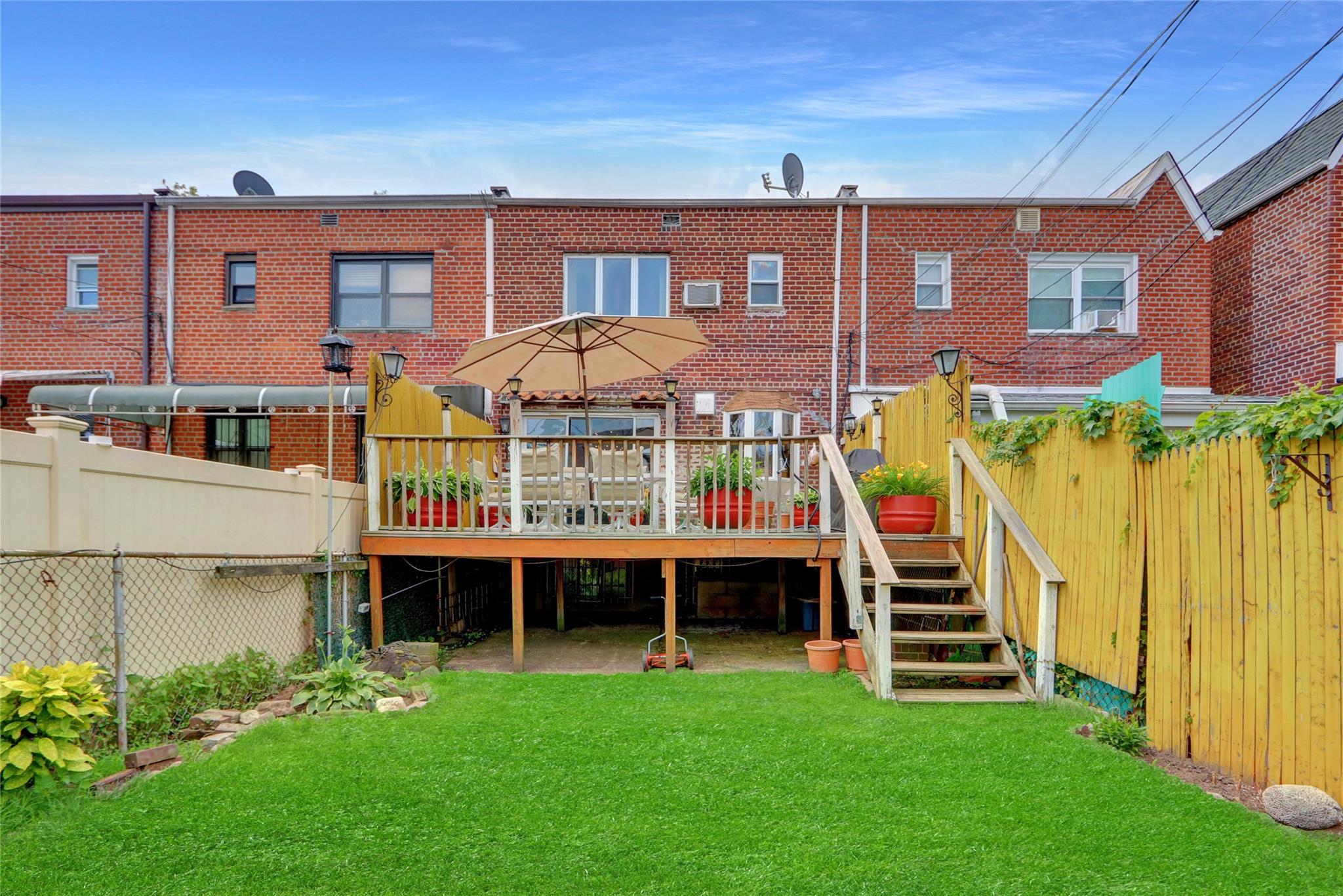 #18 photo, 25-27 76th Street, クイーンズ区 Jackson Heights , NY 11370