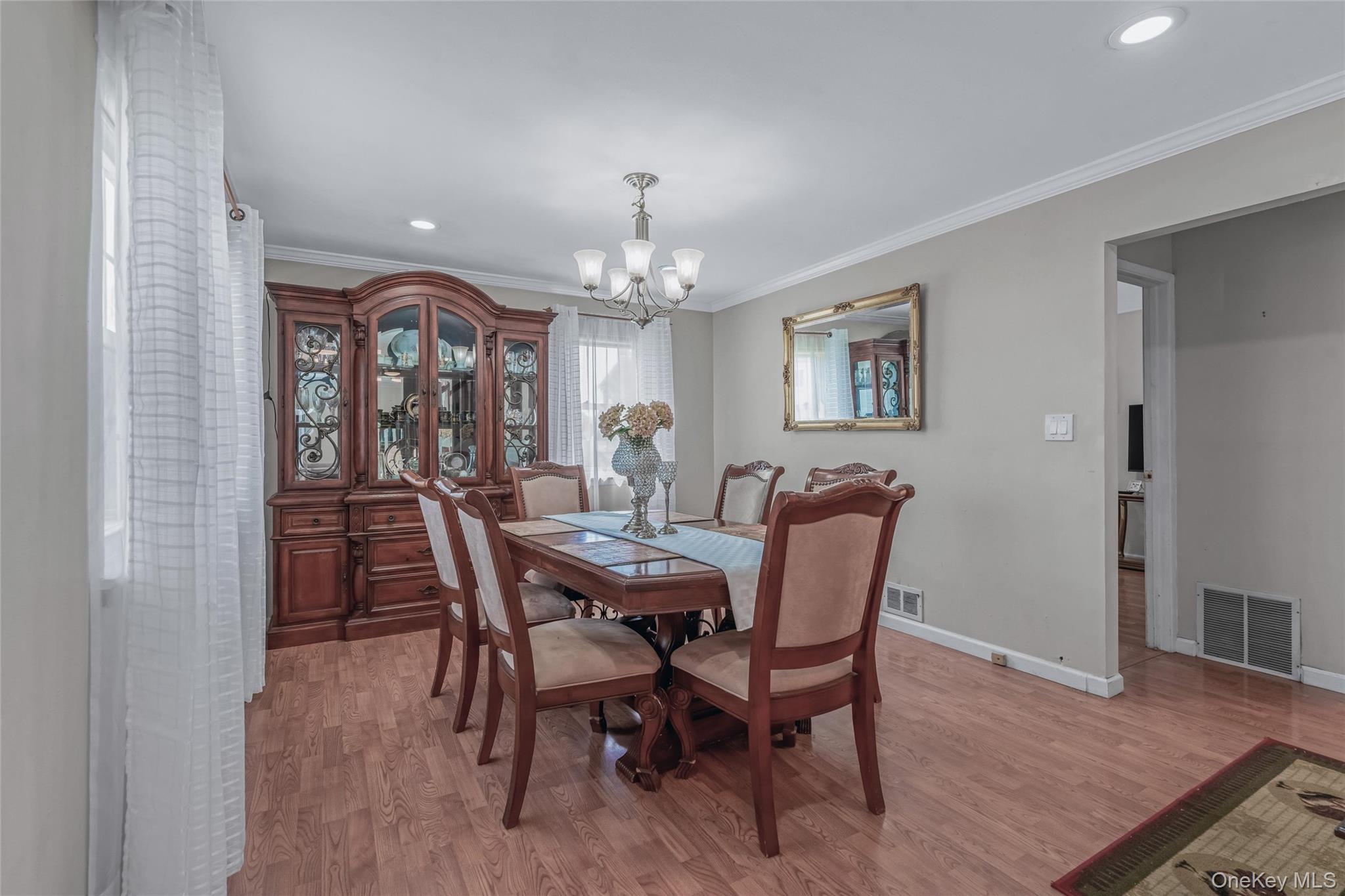 #12 photo, 757 Marion, Franklin Square , NY 11010