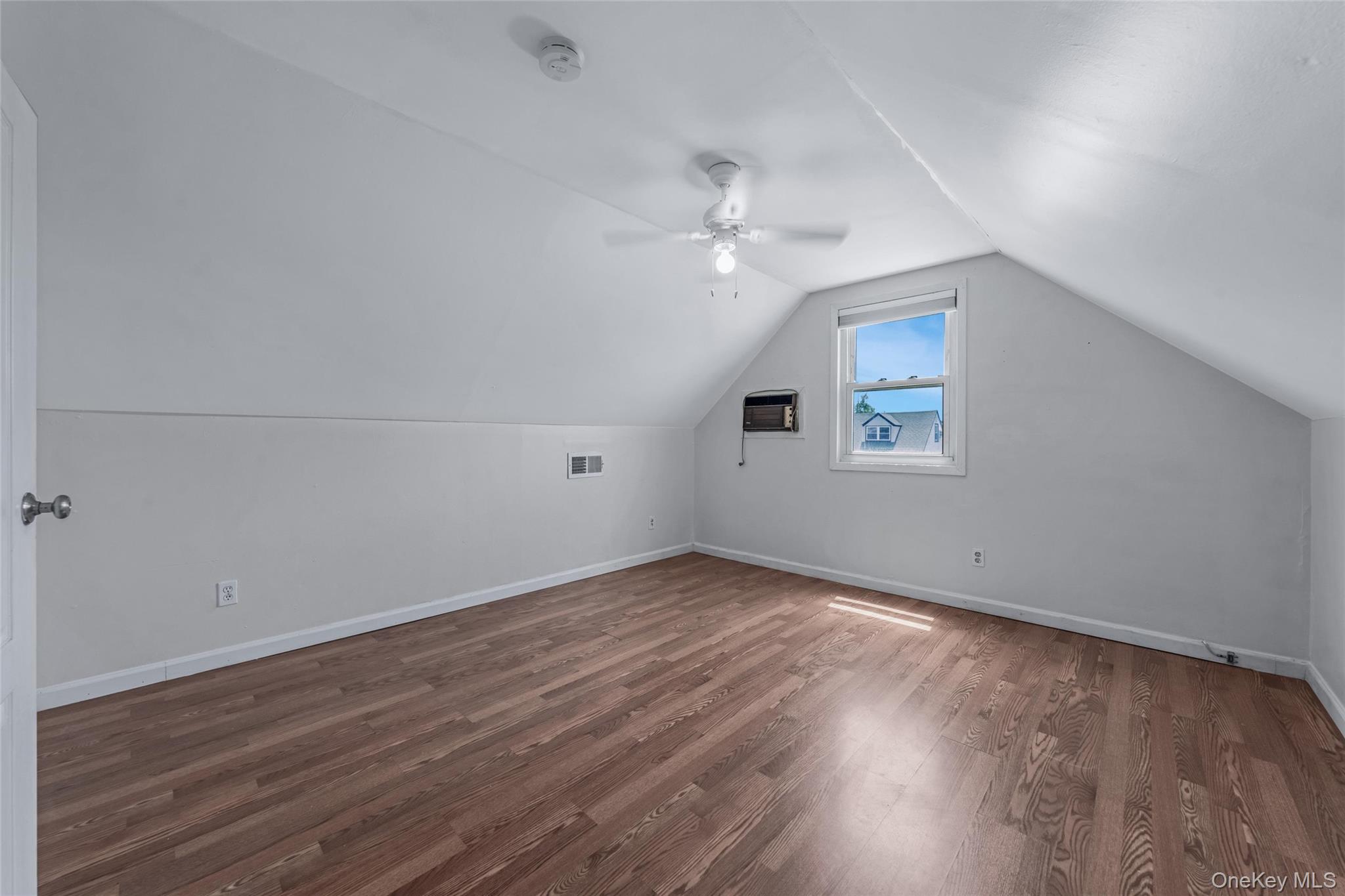 #18 photo, 757 Marion, Franklin Square , NY 11010