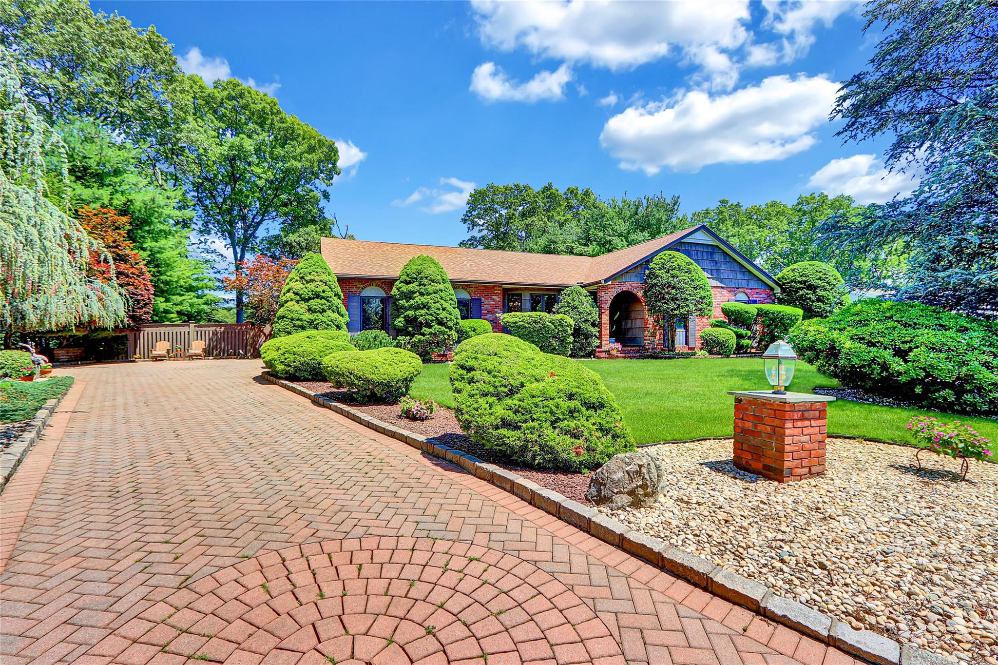 #1 photo, 51 Glenridge Avenue, سوفولك Stony Brook , NY 11790