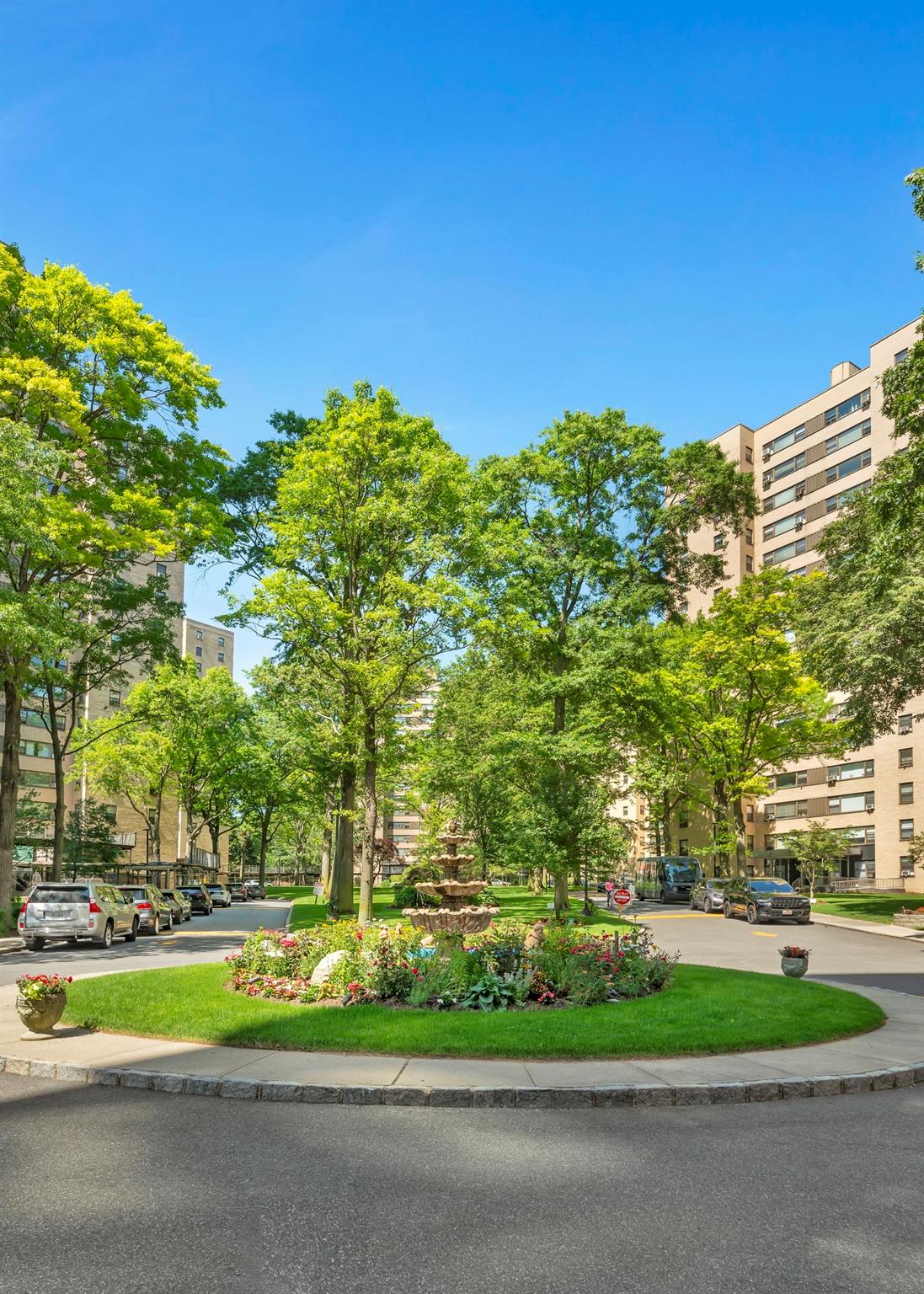 #11 photo, 1 Fordham Hill Oval, ブロンクス区 Bronx , NY 10468