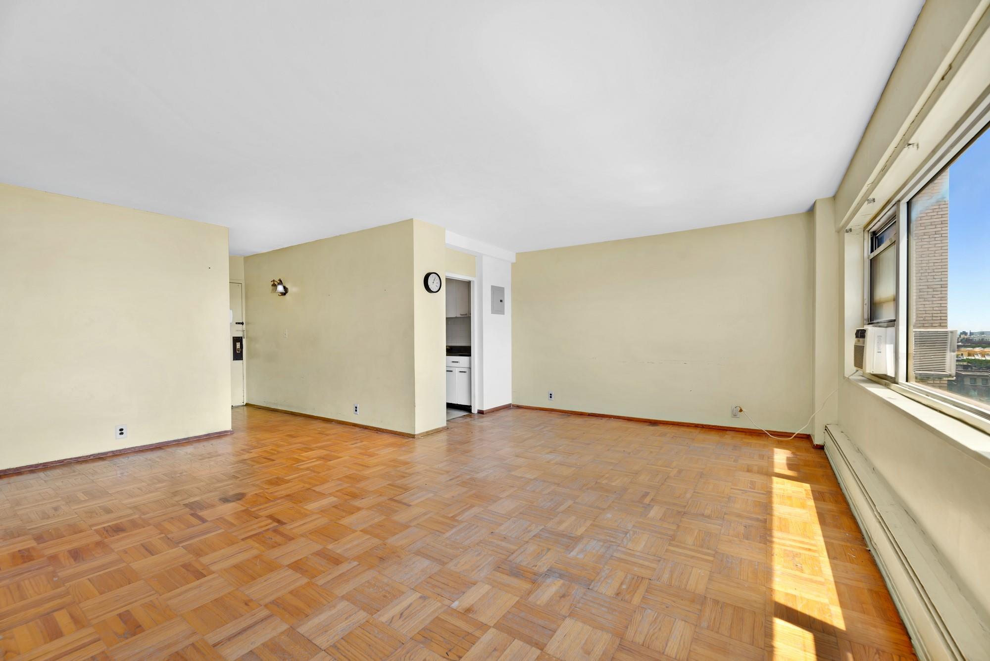 #5 photo, 1 Fordham Hill Oval, ブロンクス区 Bronx , NY 10468