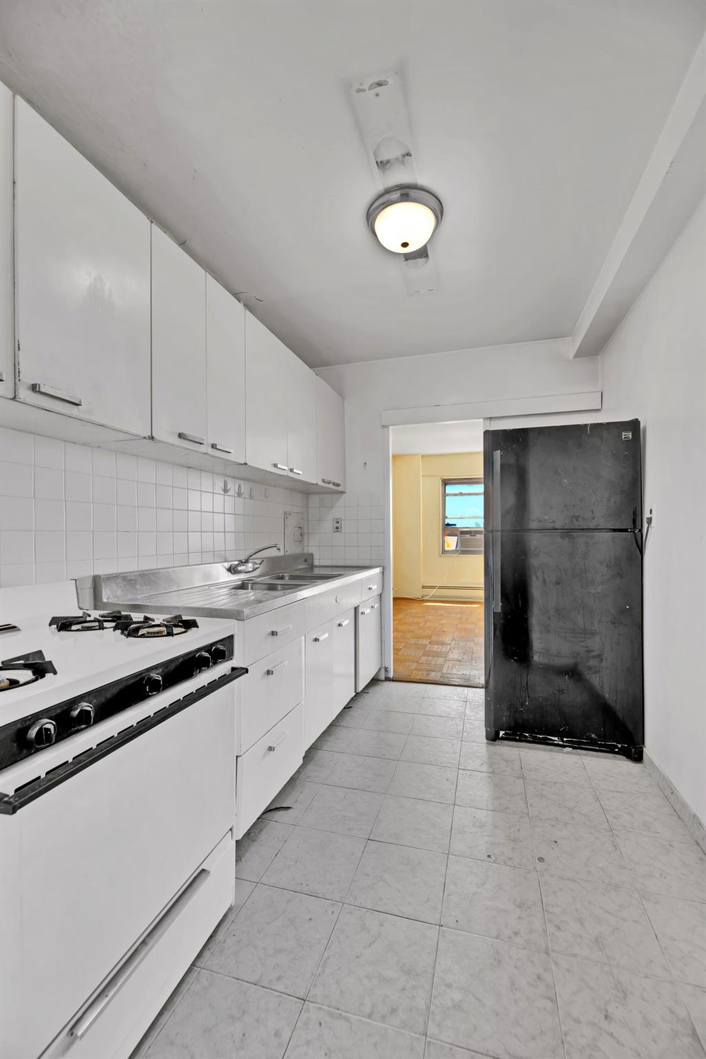 #7 photo, 1 Fordham Hill Oval, ブロンクス区 Bronx , NY 10468