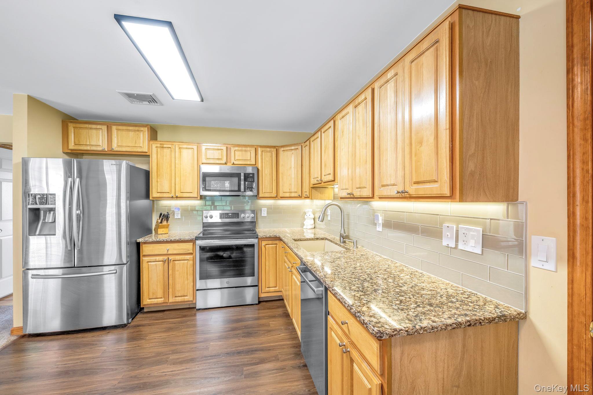 #10 photo, 34 Melissa Lane, Washingtonville , NY 10992