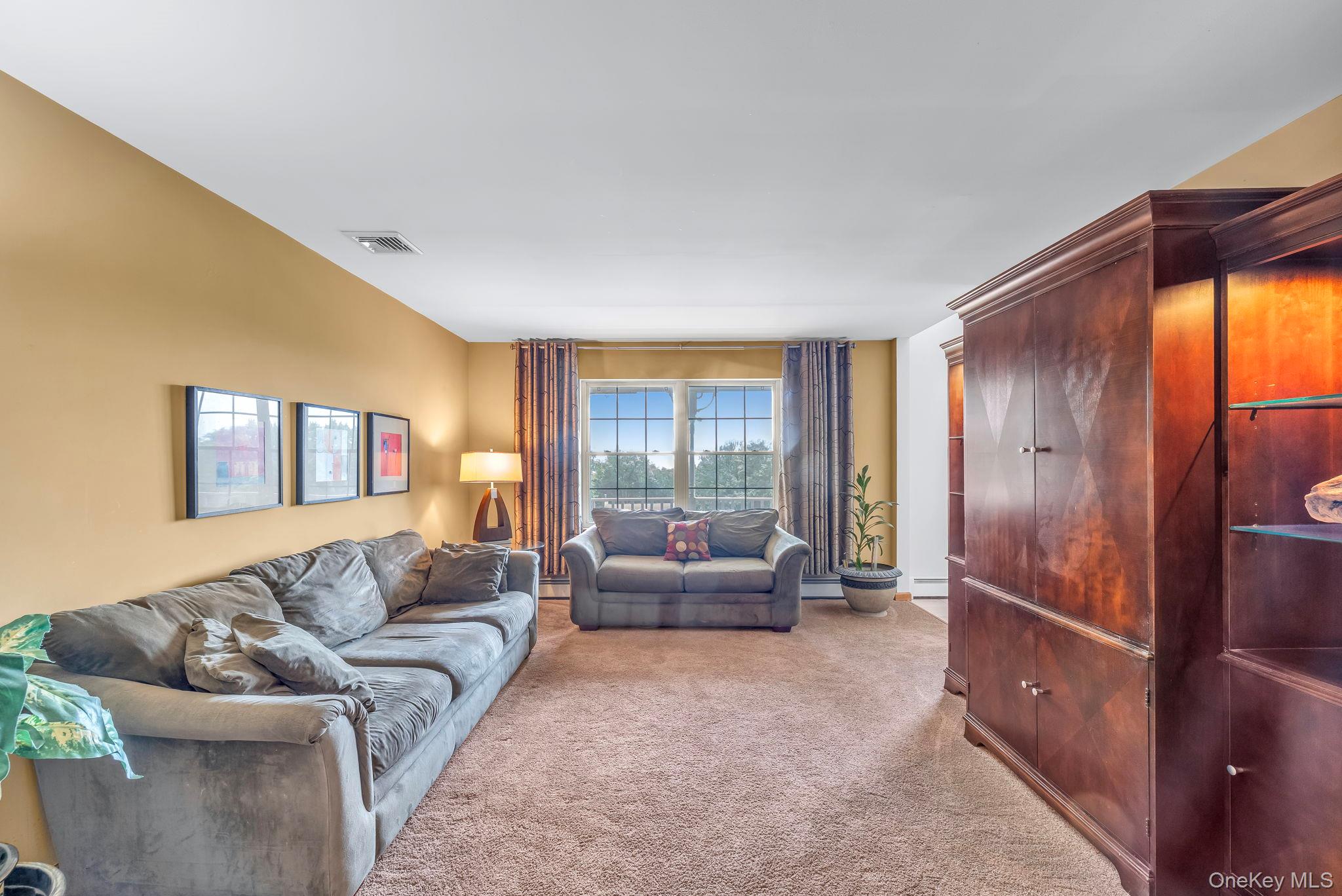 #19 photo, 34 Melissa Lane, Washingtonville , NY 10992