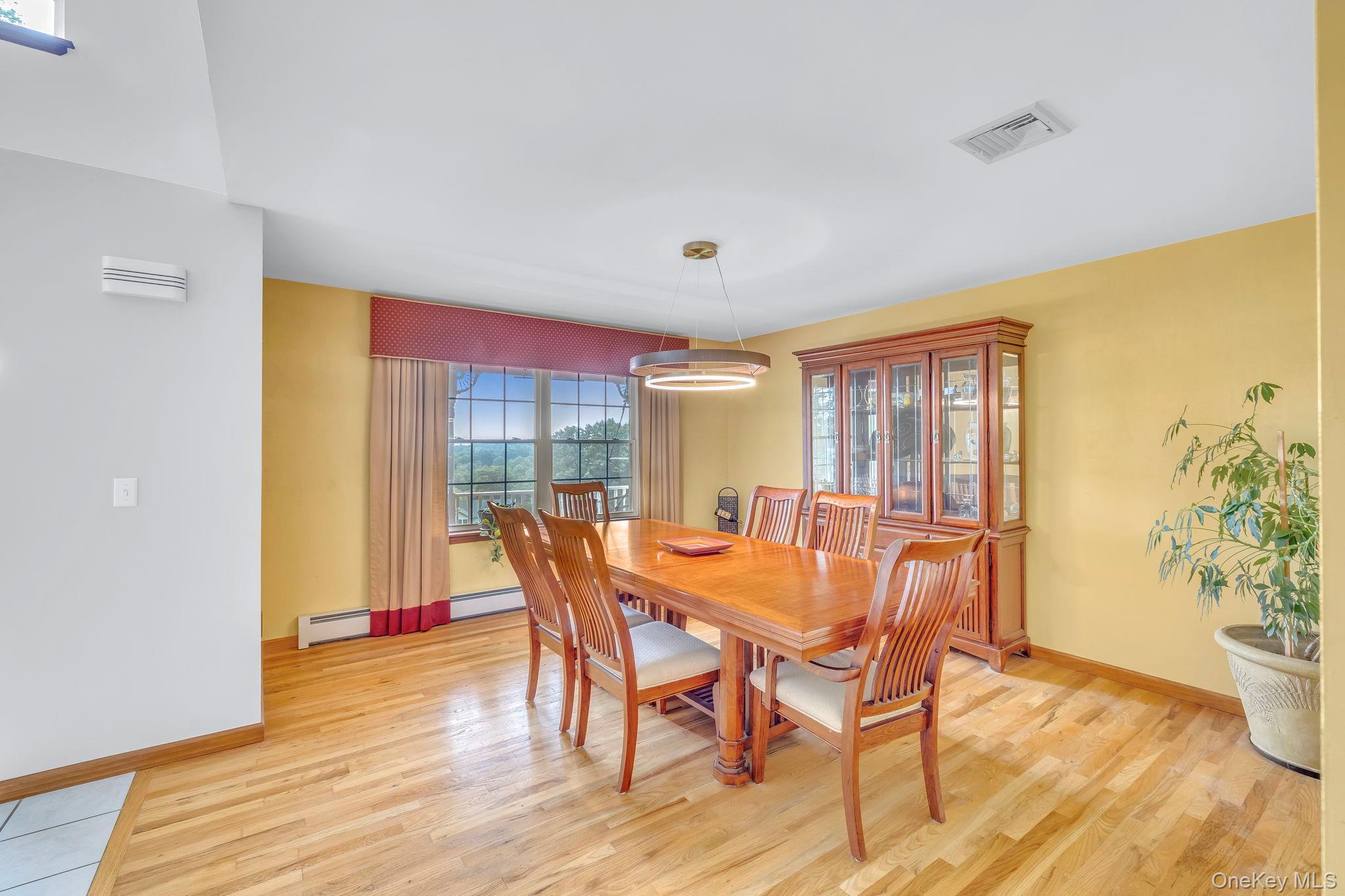 #7 photo, 34 Melissa Lane, Washingtonville , NY 10992