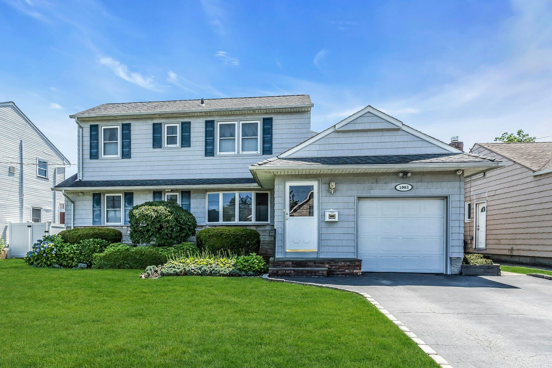 #1 photo, 1063 Ott Lane, North Merrick , NY 11566