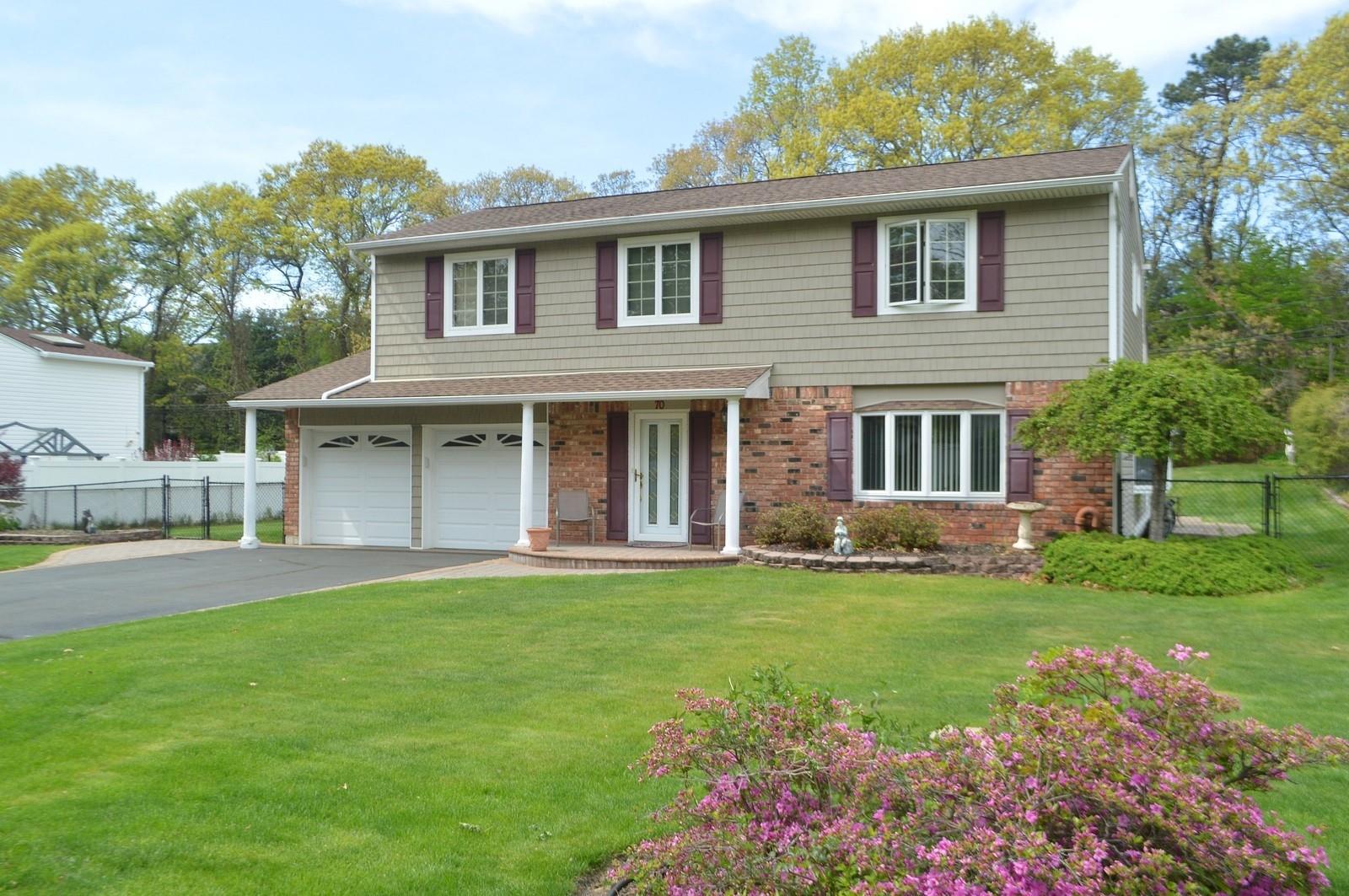 #1 photo, 70 Fairfax Drive, Coram , NY 11727