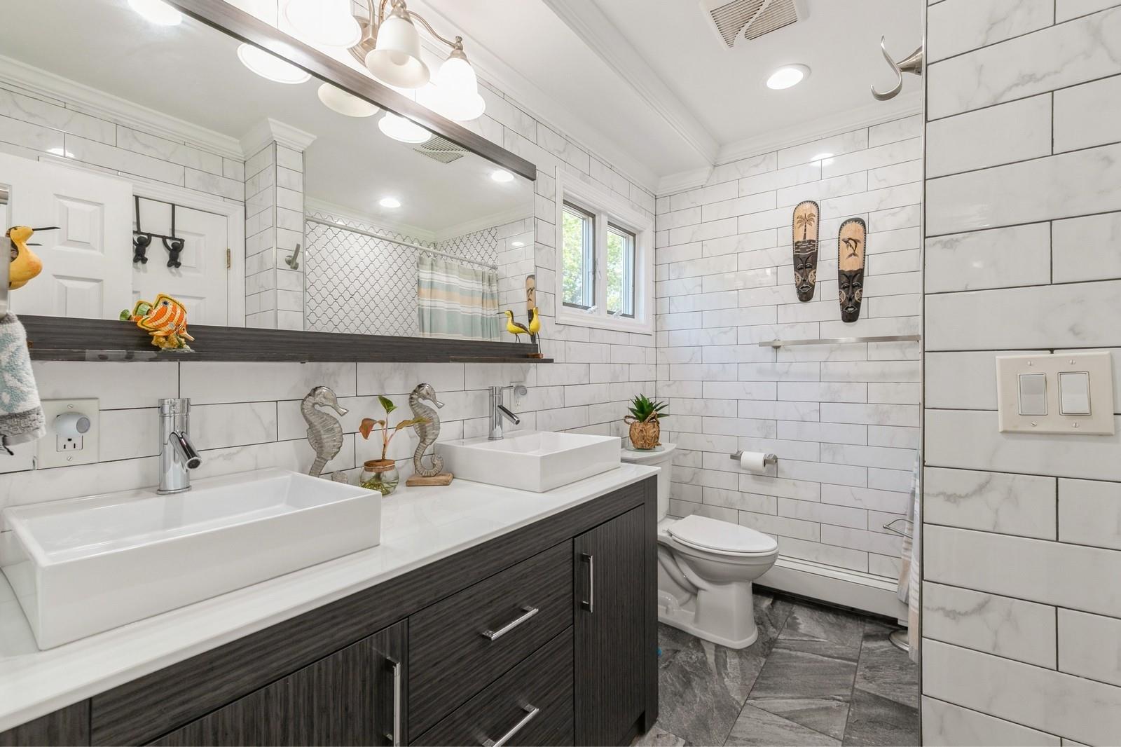 #16 photo, 70 Fairfax Drive, 東長島 科勒姆 Coram , NY 11727