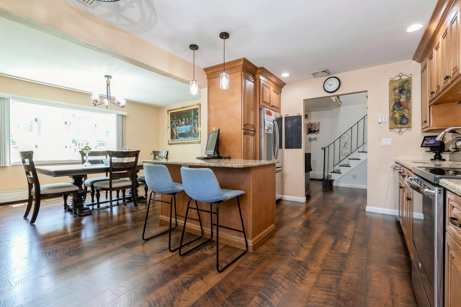 #9 photo, 70 Fairfax Drive, 東長島 科勒姆 Coram , NY 11727