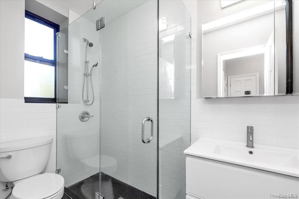 #11 photo, 160-15 Powells Cove Boulevard, クイーンズ区 Beechhurst , NY 11357