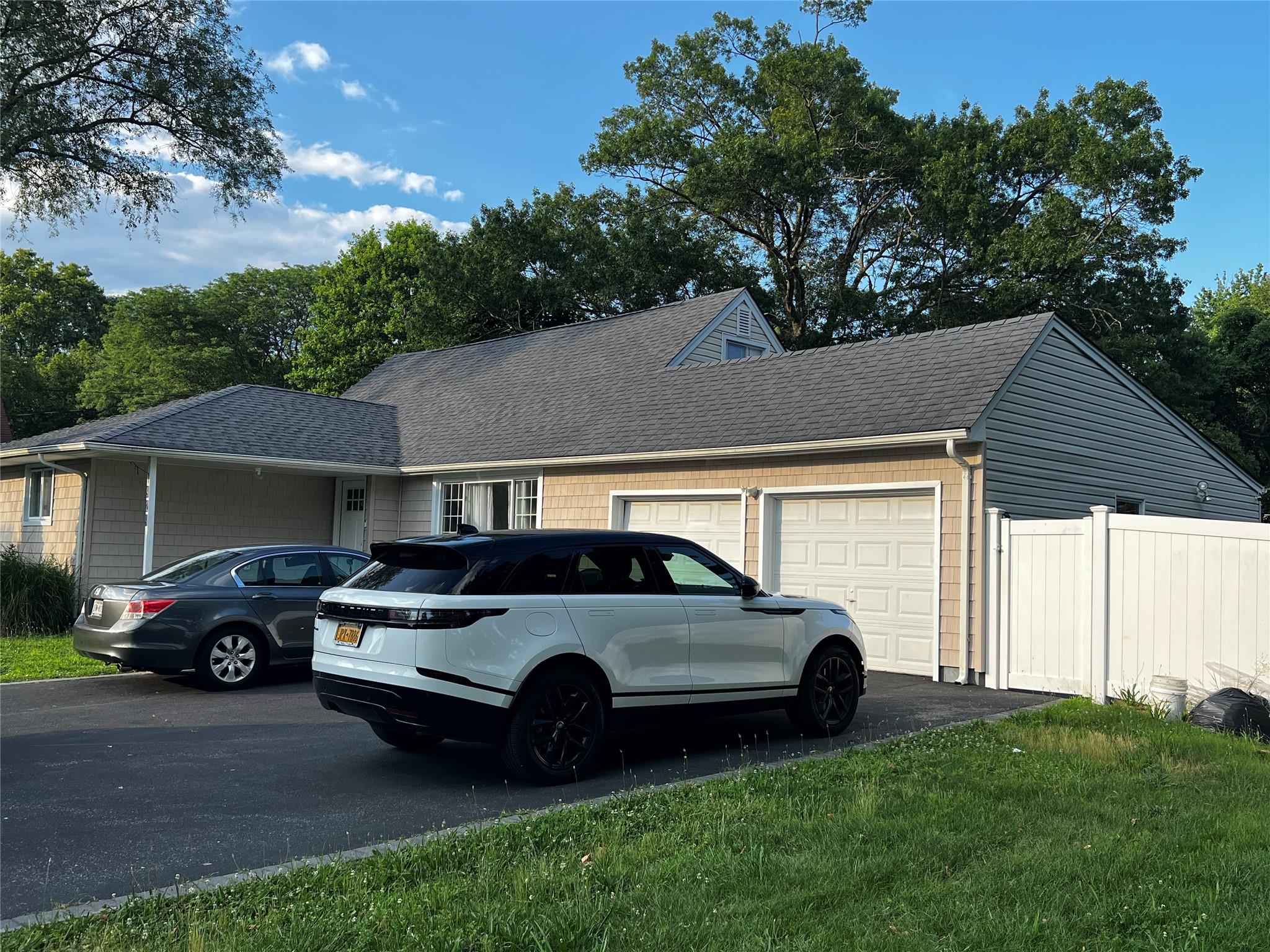 #1 photo, 929 Wilson Boulevard, 东长岛 Central Islip , NY 11722