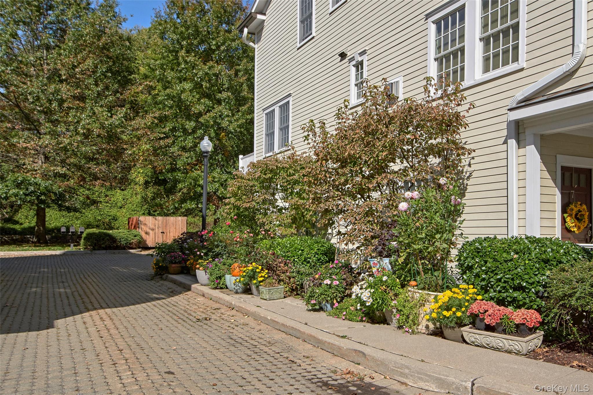 #19 photo, 11 Station Place, Millwood , NY 10546