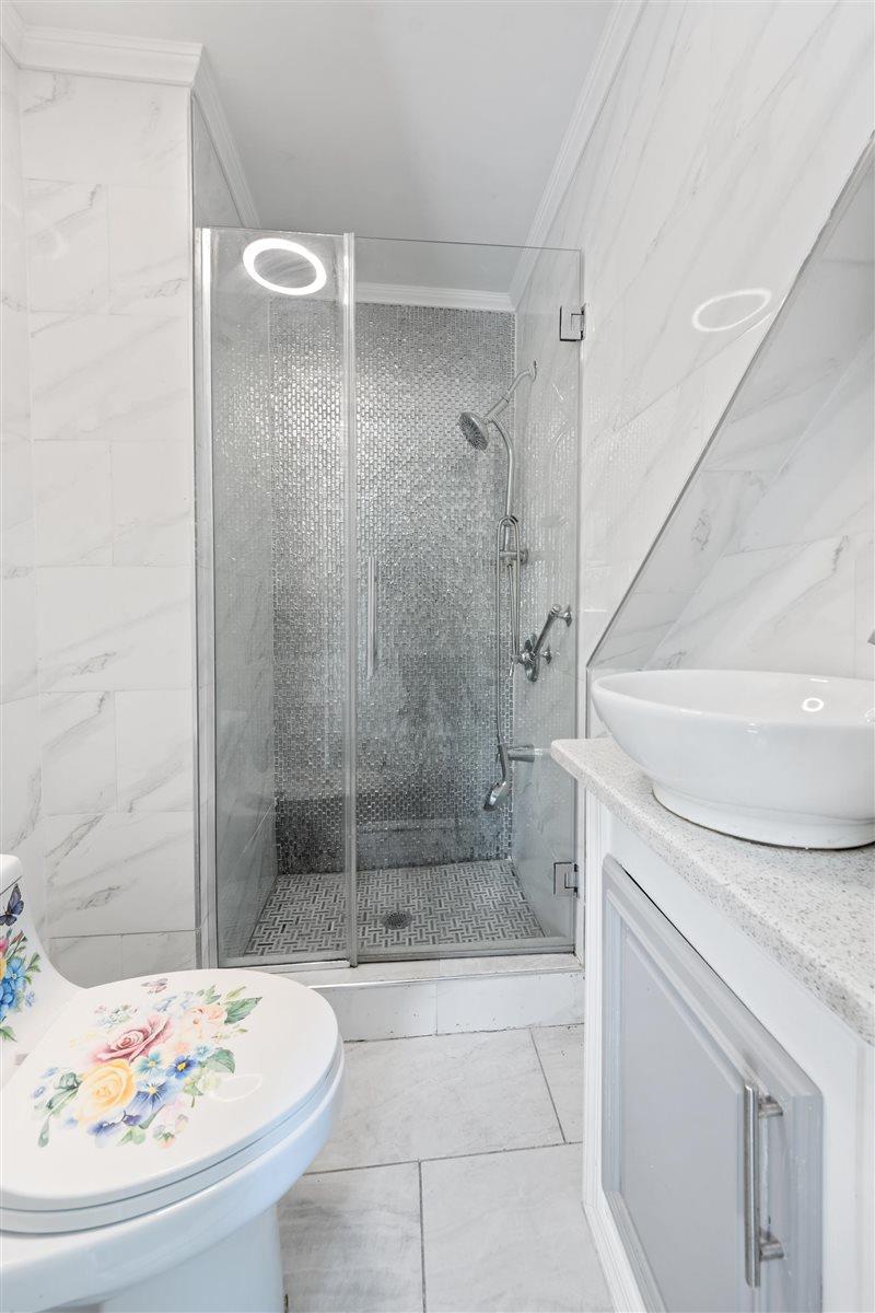 #16 photo, 257 Sheridan Avenue, Mount Vernon , NY 10552