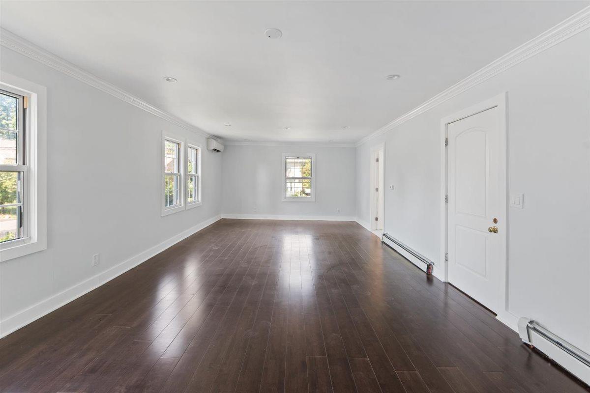 #18 photo, 257 Sheridan Avenue, Mount Vernon , NY 10552