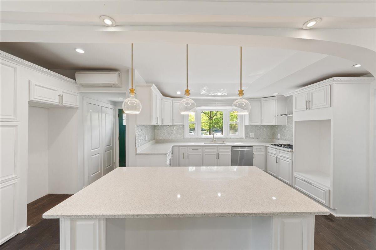 #4 photo, 257 Sheridan Avenue, Mount Vernon , NY 10552