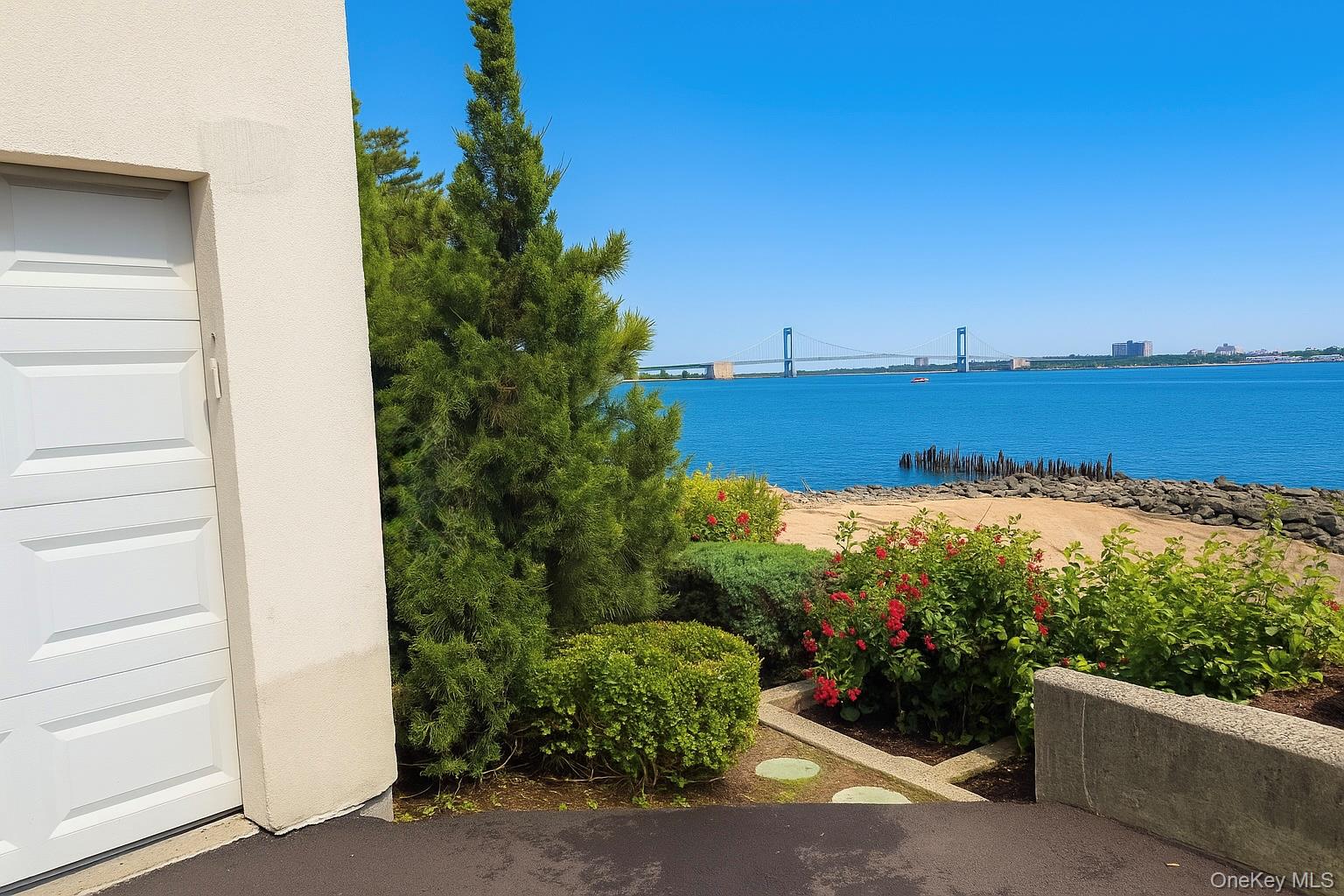 #3 photo, 2730 Schurz Avenue, ブロンクス区 Bronx , NY 10465