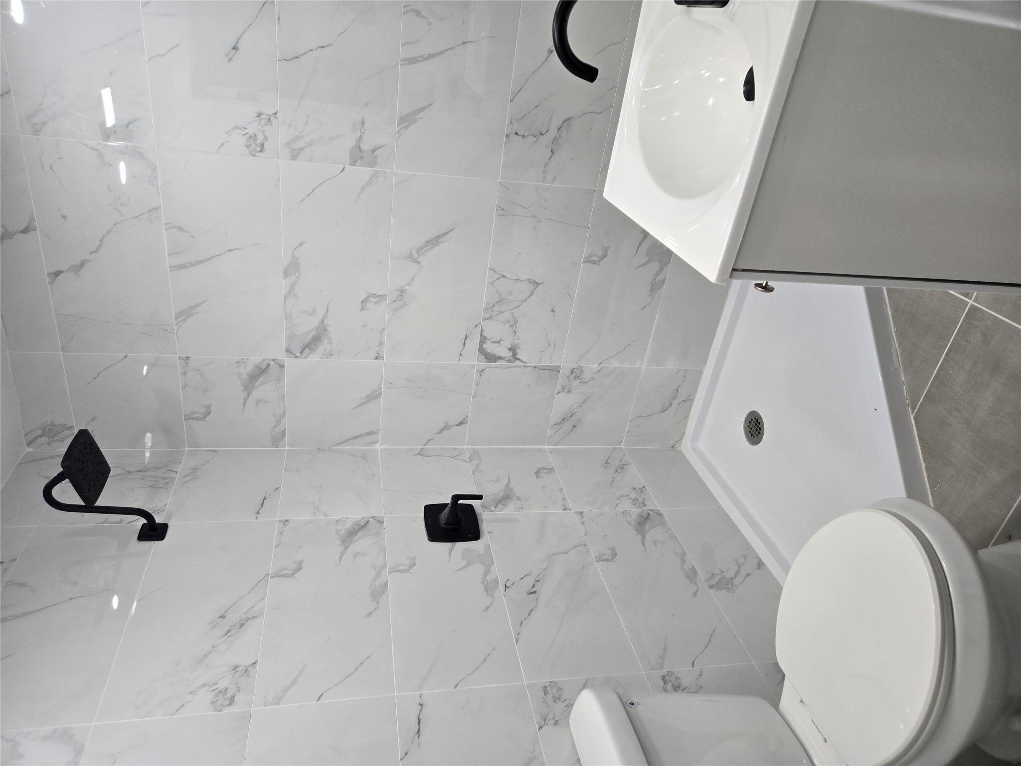 #8 photo, 4347 Grace Avenue, ブロンクス区 Bronx , NY 10466