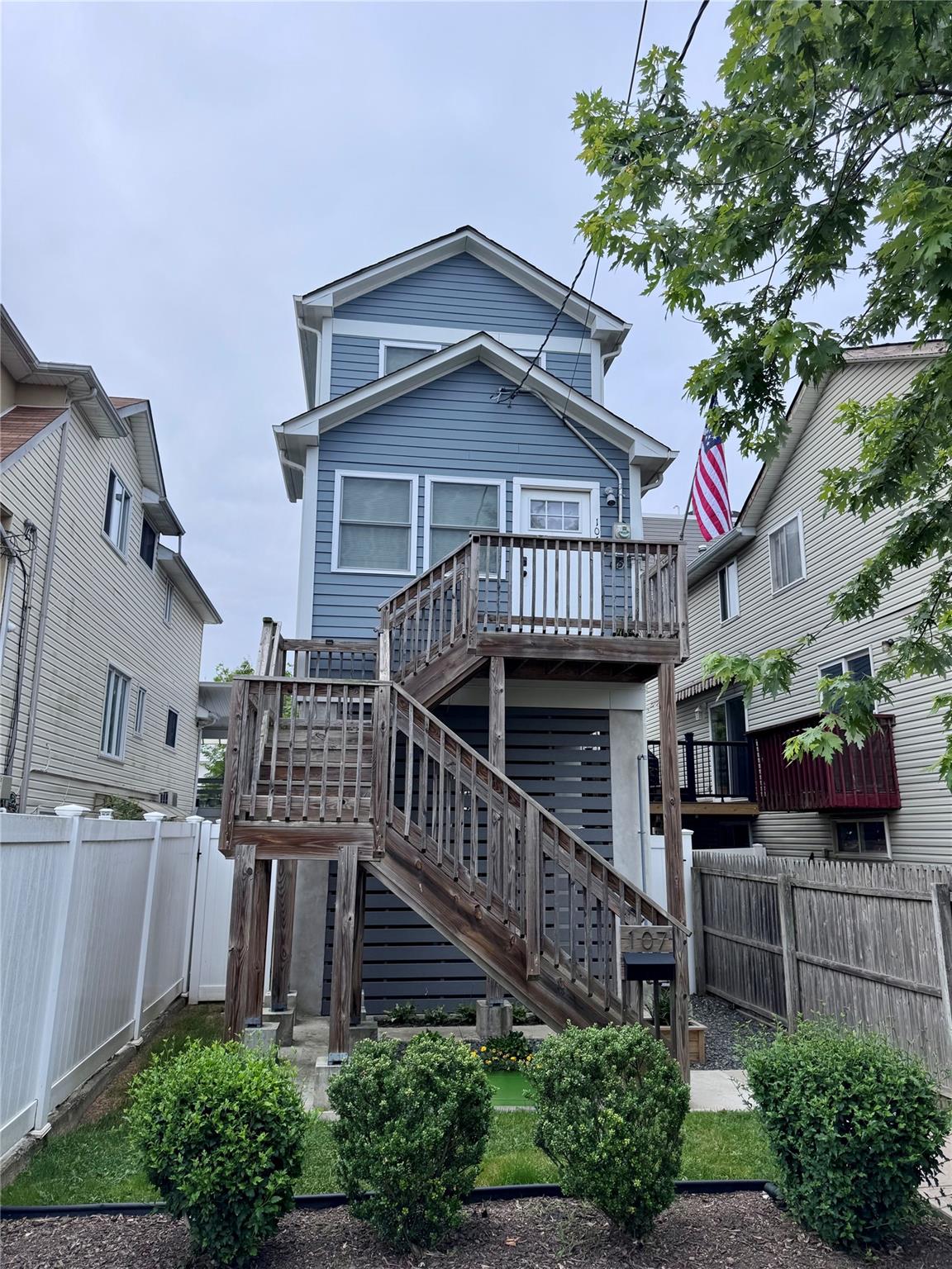 #1 photo, 107 Baden Place, Staten Island , NY 10306