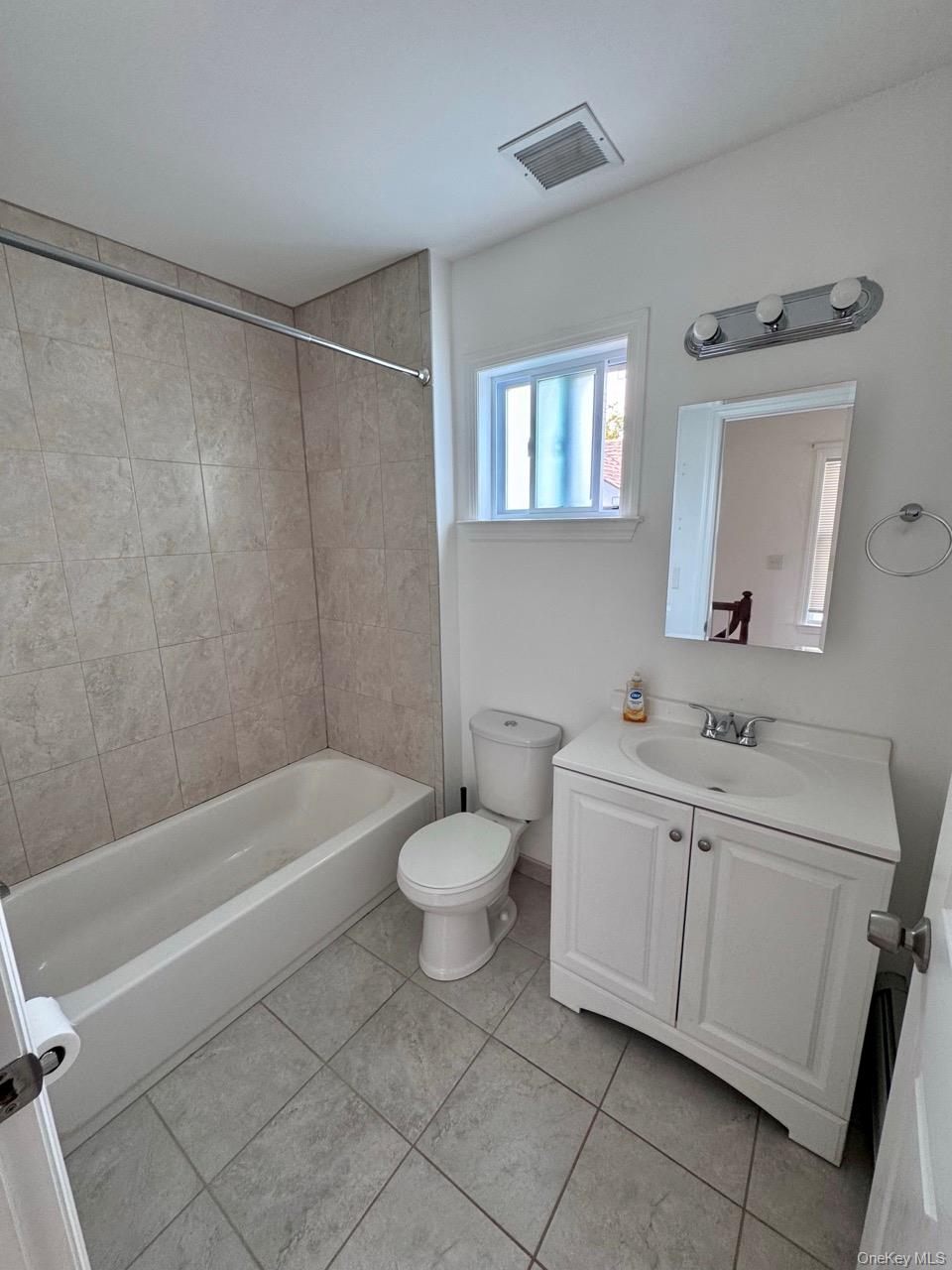 #14 photo, 107 Baden Place, スタテンアイランド Staten Island , NY 10306