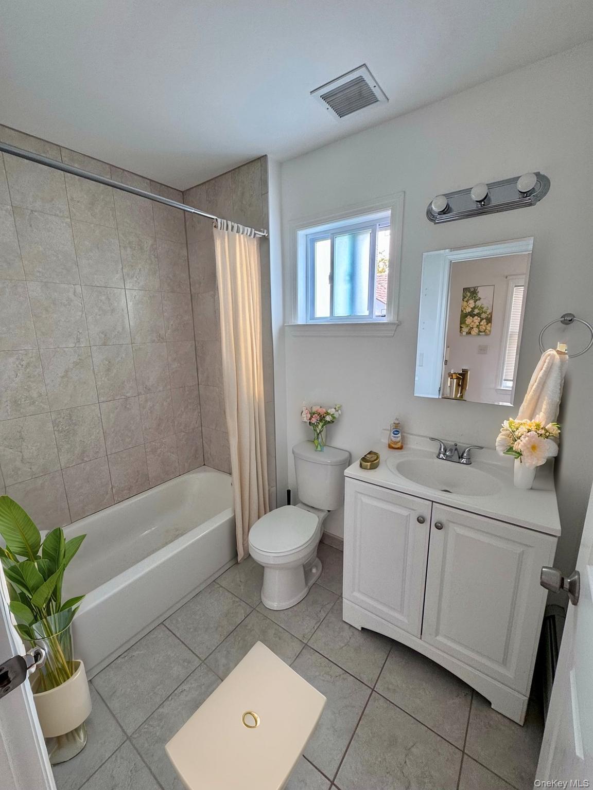 #15 photo, 107 Baden Place, スタテンアイランド Staten Island , NY 10306