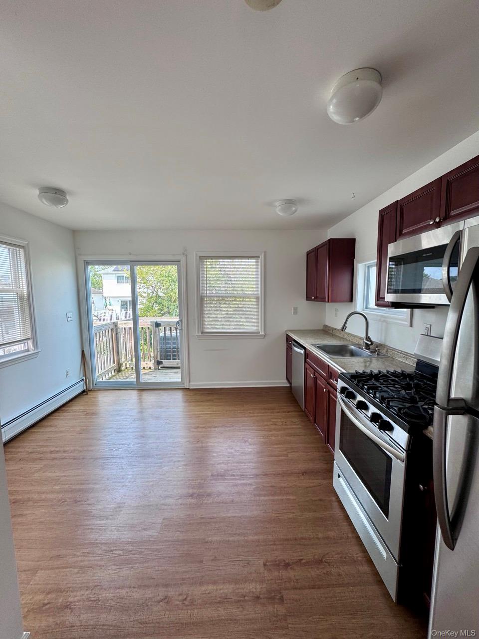 #6 photo, 107 Baden Place, スタテンアイランド Staten Island , NY 10306