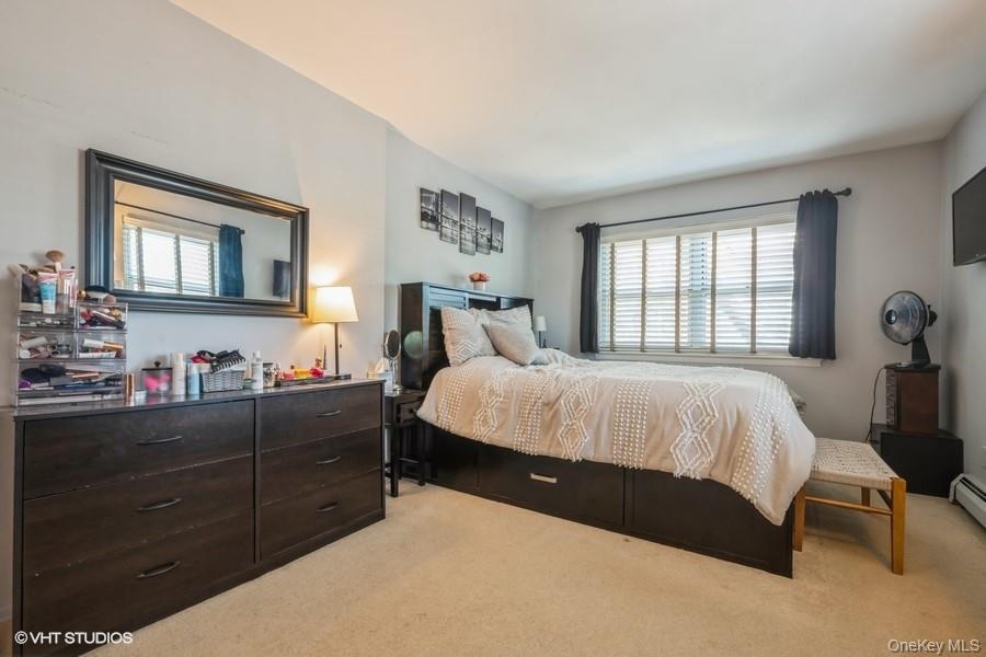 #18 photo, 90 S PARK Avenue, Rockville Centre , NY 11570