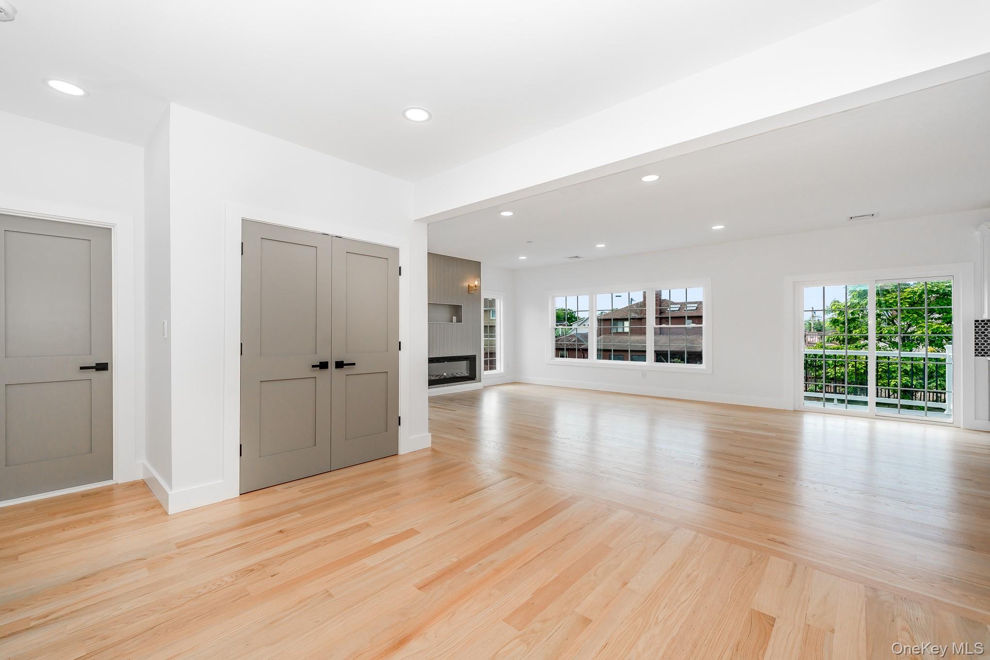 #18 photo, 23 Bay Street, ナッソー郡 Bellmore , NY 11710