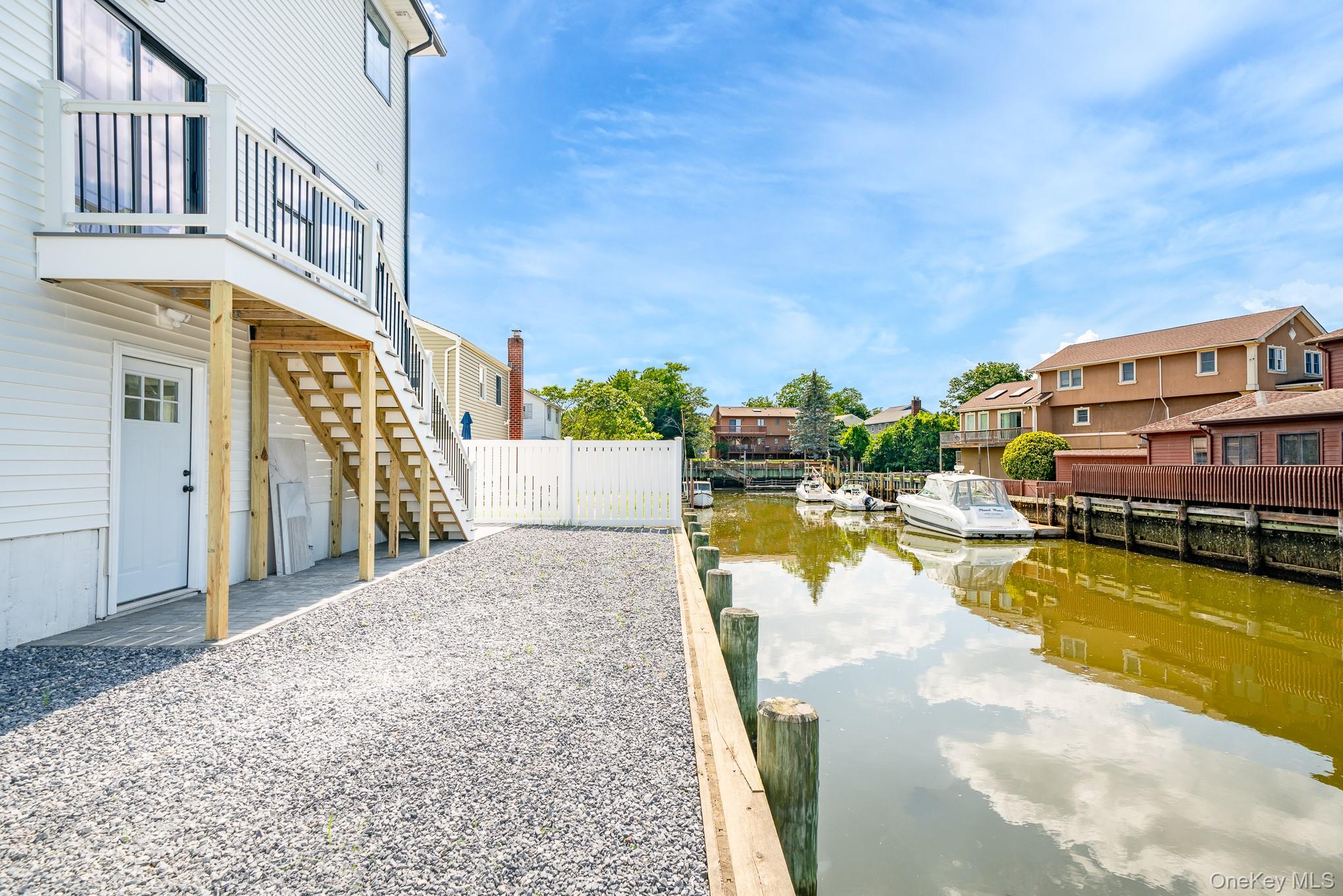 #4 photo, 23 Bay Street, ナッソー郡 Bellmore , NY 11710