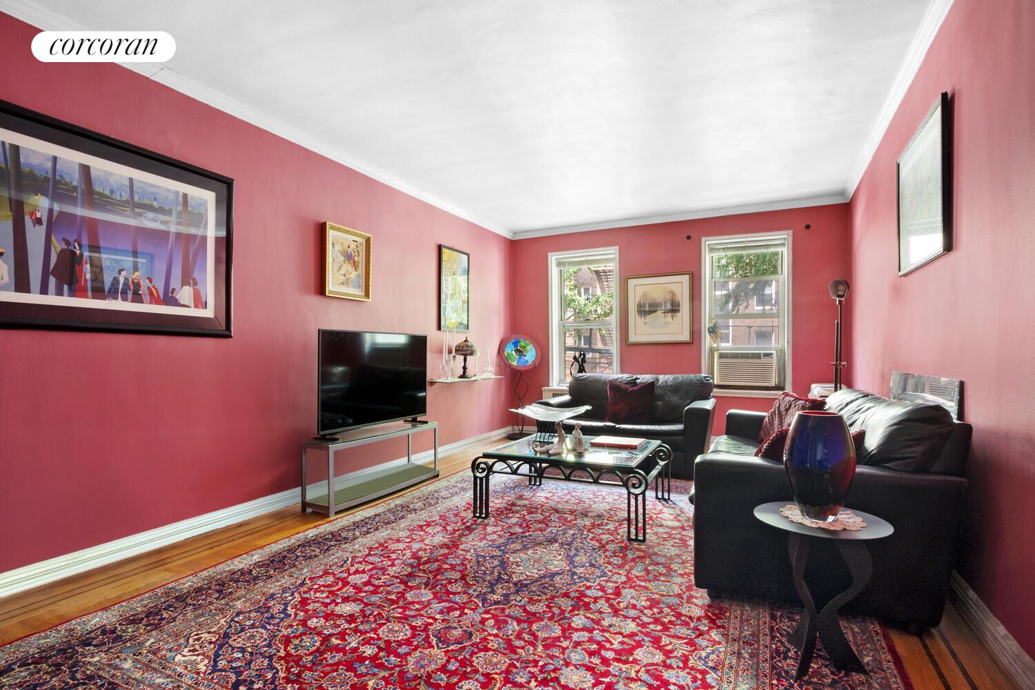 #3 photo, 120 BENNETT Avenue, マンハッタン Hudson Heights , NY 10033