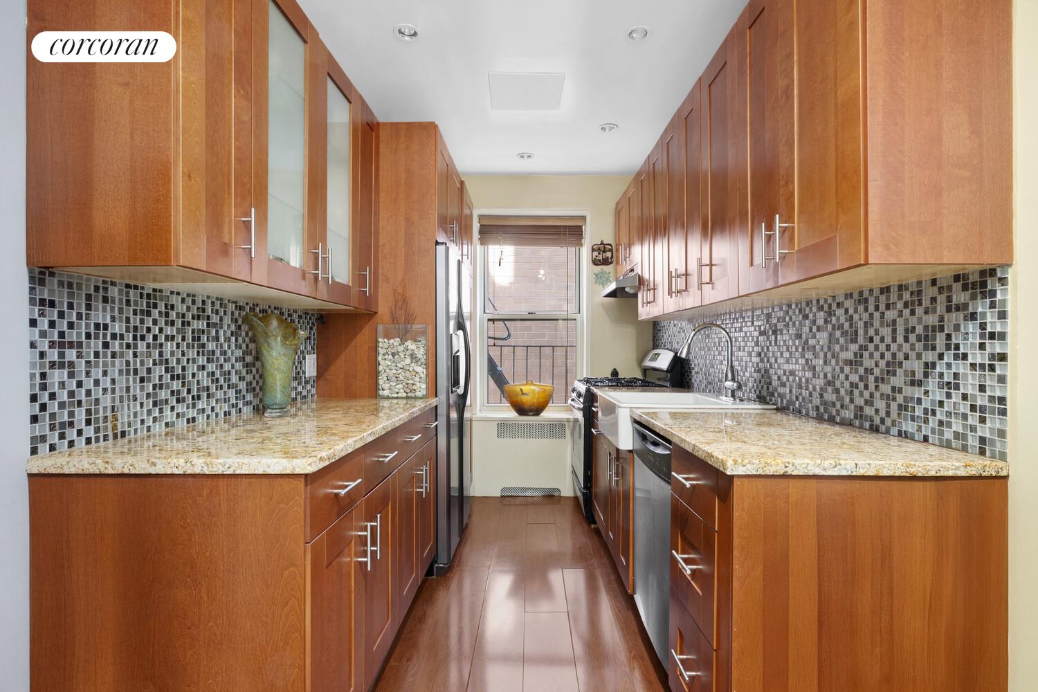 #5 photo, 120 BENNETT Avenue, マンハッタン Hudson Heights , NY 10033