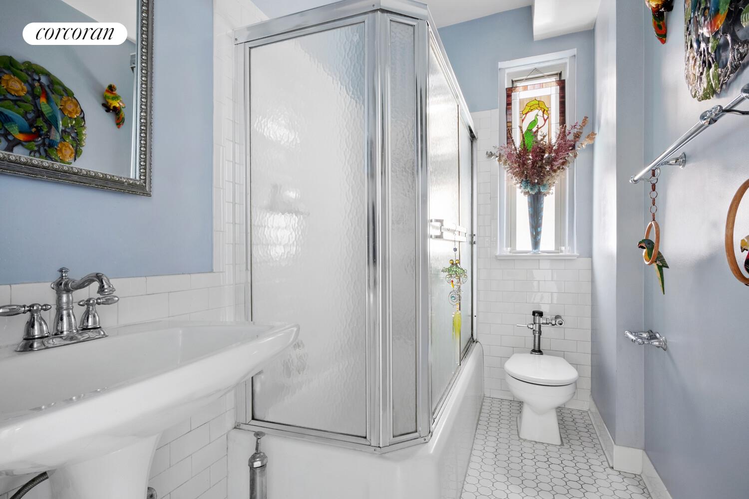 #9 photo, 120 BENNETT Avenue, マンハッタン Hudson Heights , NY 10033