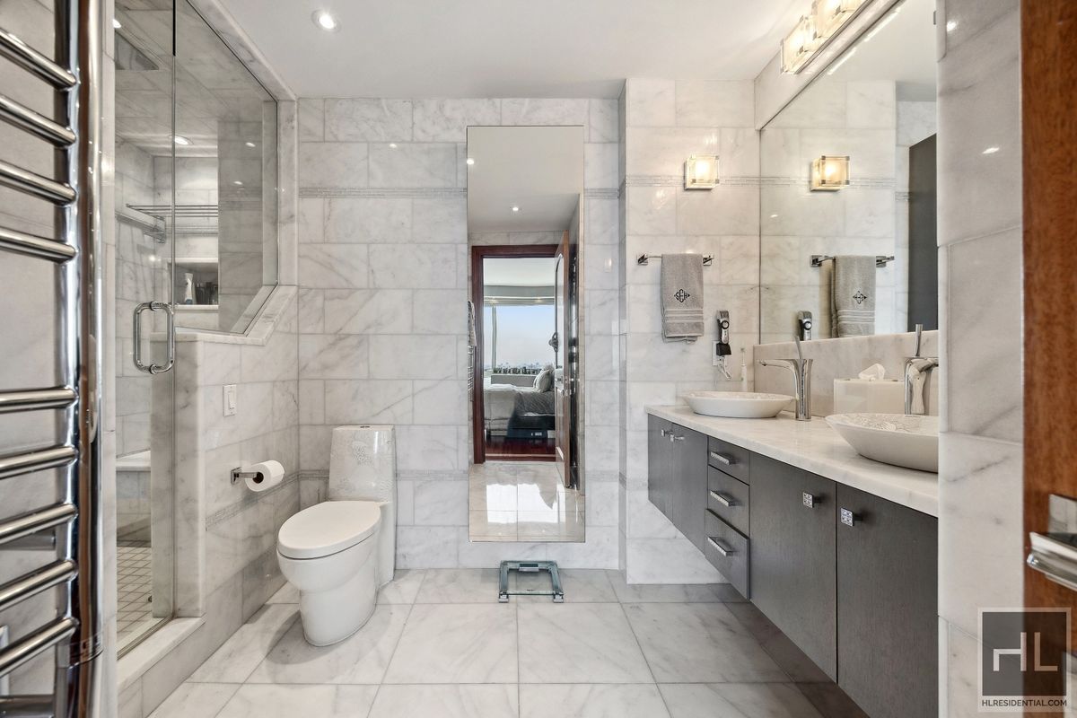 #10 photo, 215-217 E 96th Street, マンハッタン Upper East Side , NY 10128