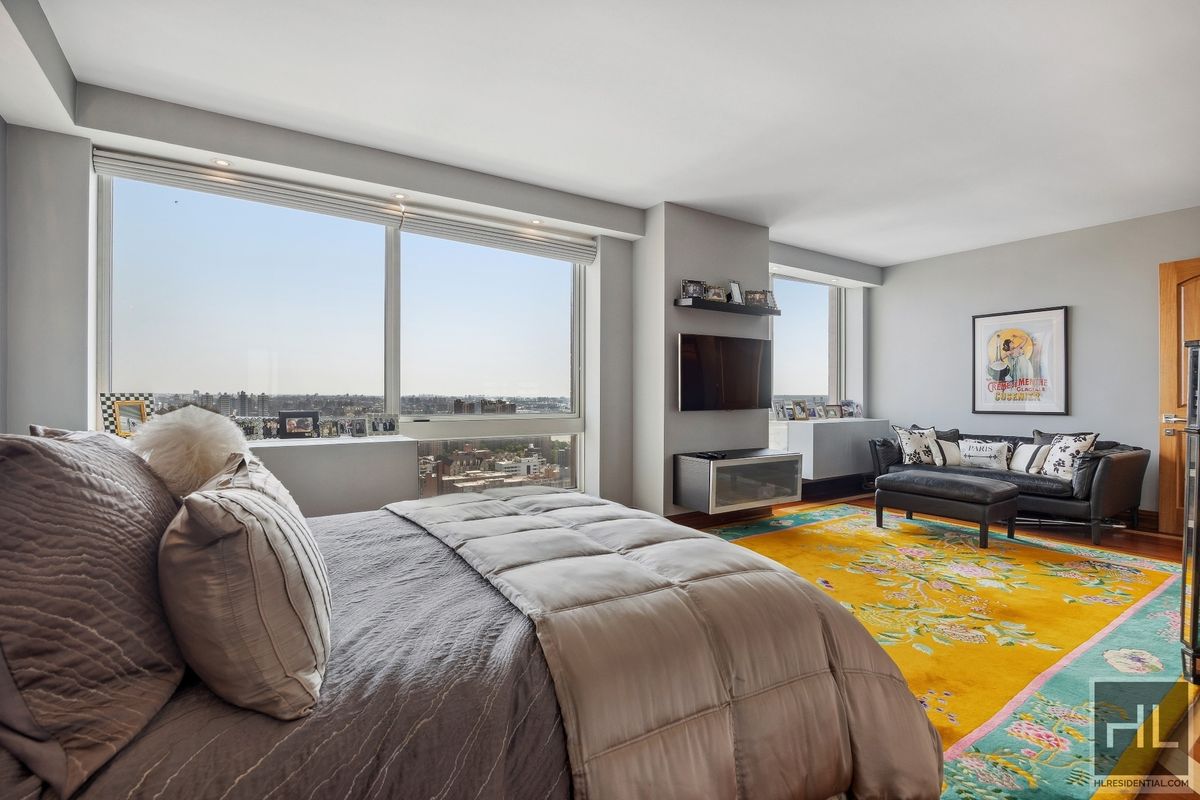 #7 photo, 215-217 E 96th Street, マンハッタン Upper East Side , NY 10128