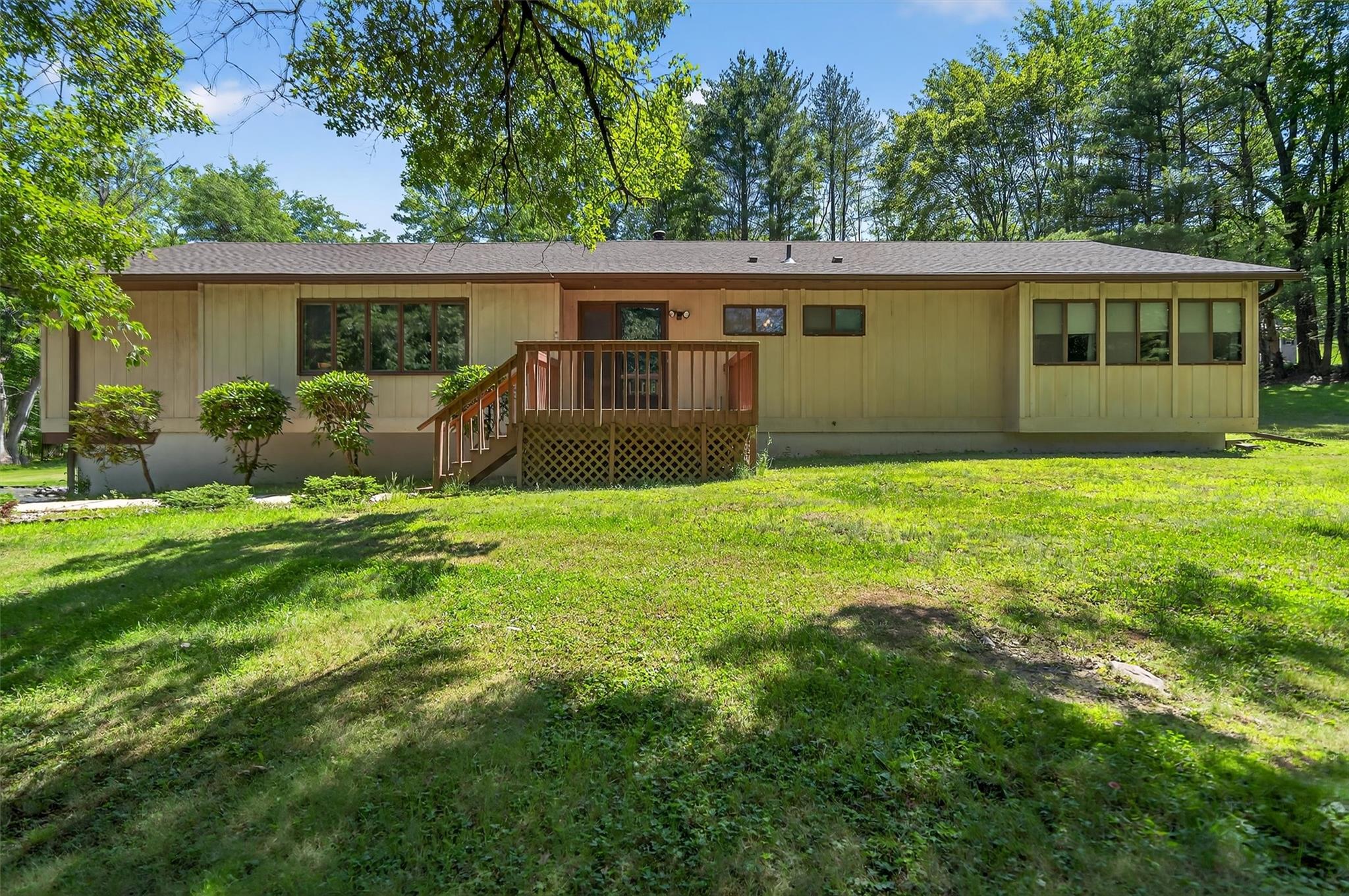#1 photo, 351 Ski Run Road, Bloomingburg , NY 12721