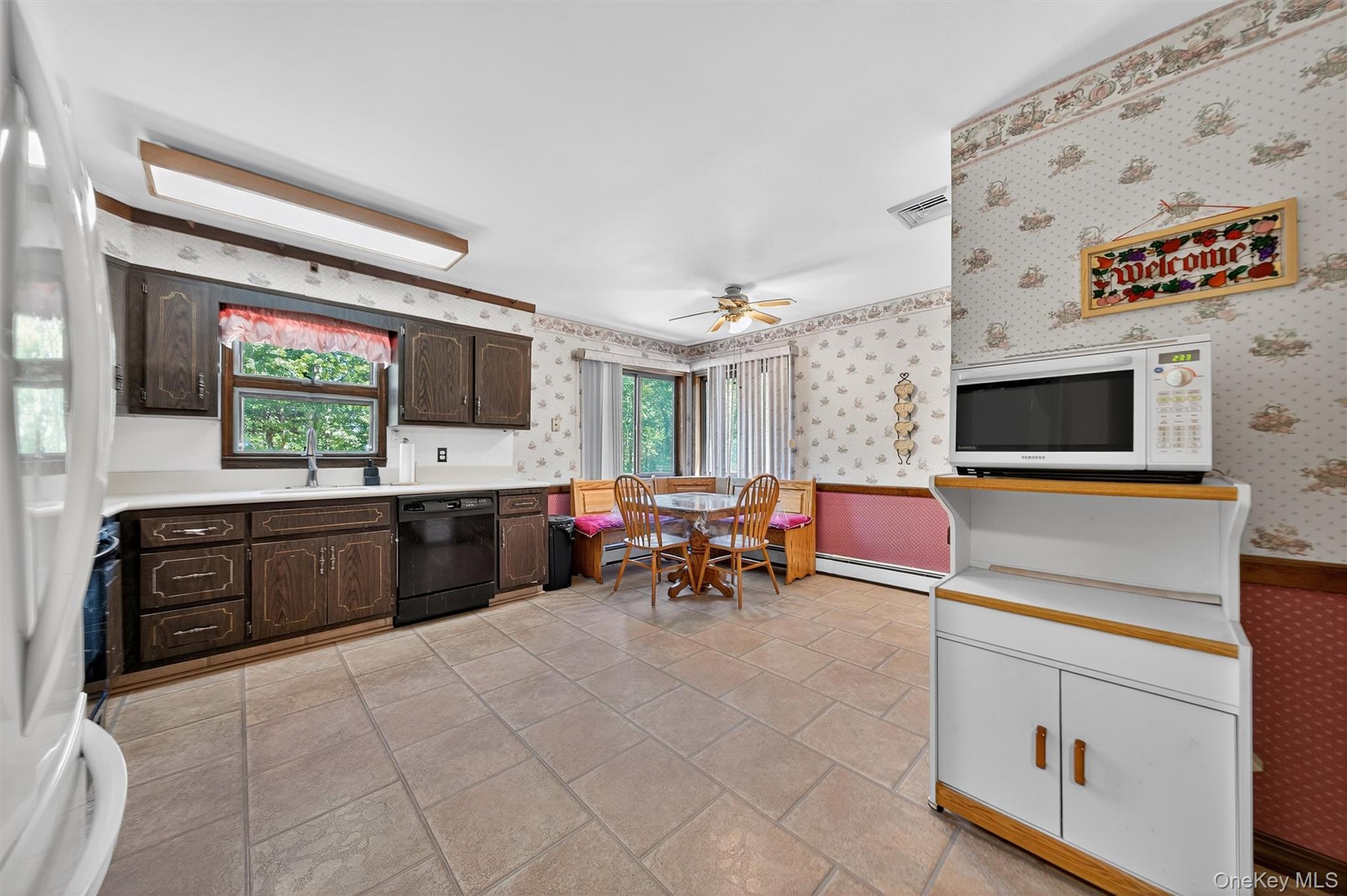 #11 photo, 351 Ski Run Road, Bloomingburg , NY 12721