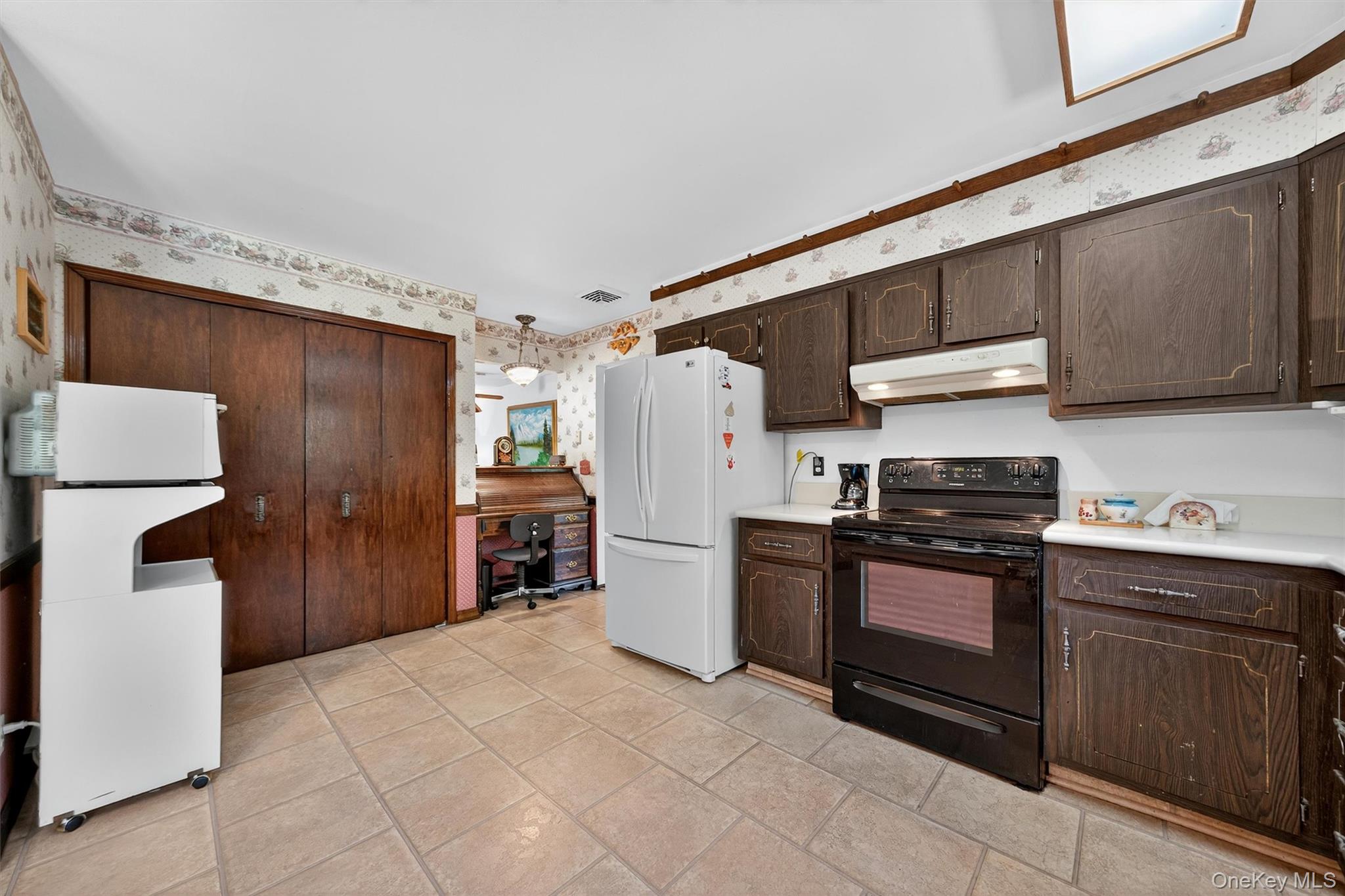 #2 photo, 351 Ski Run Road, Bloomingburg , NY 12721